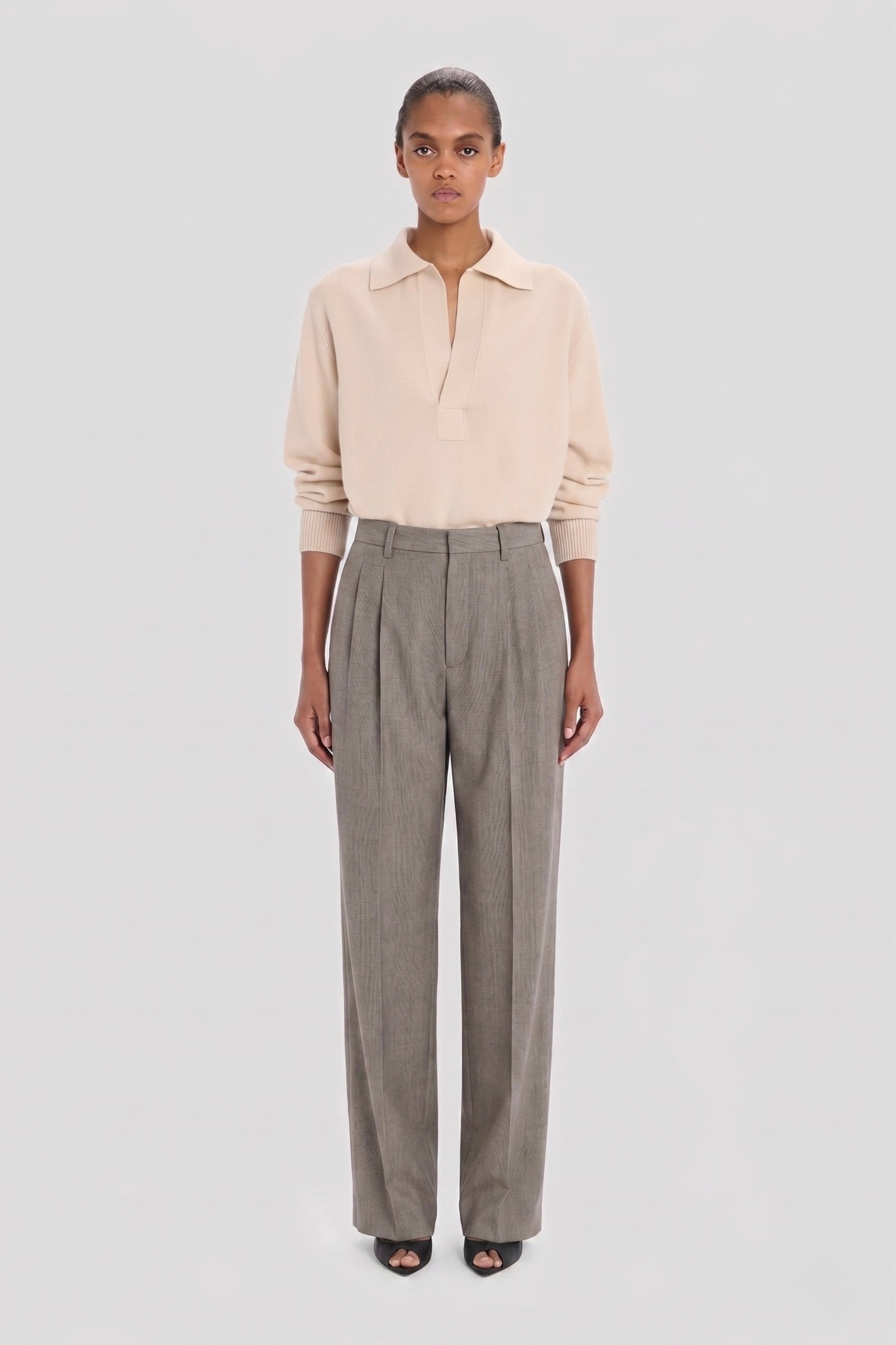 Pleated Trouser In Grey