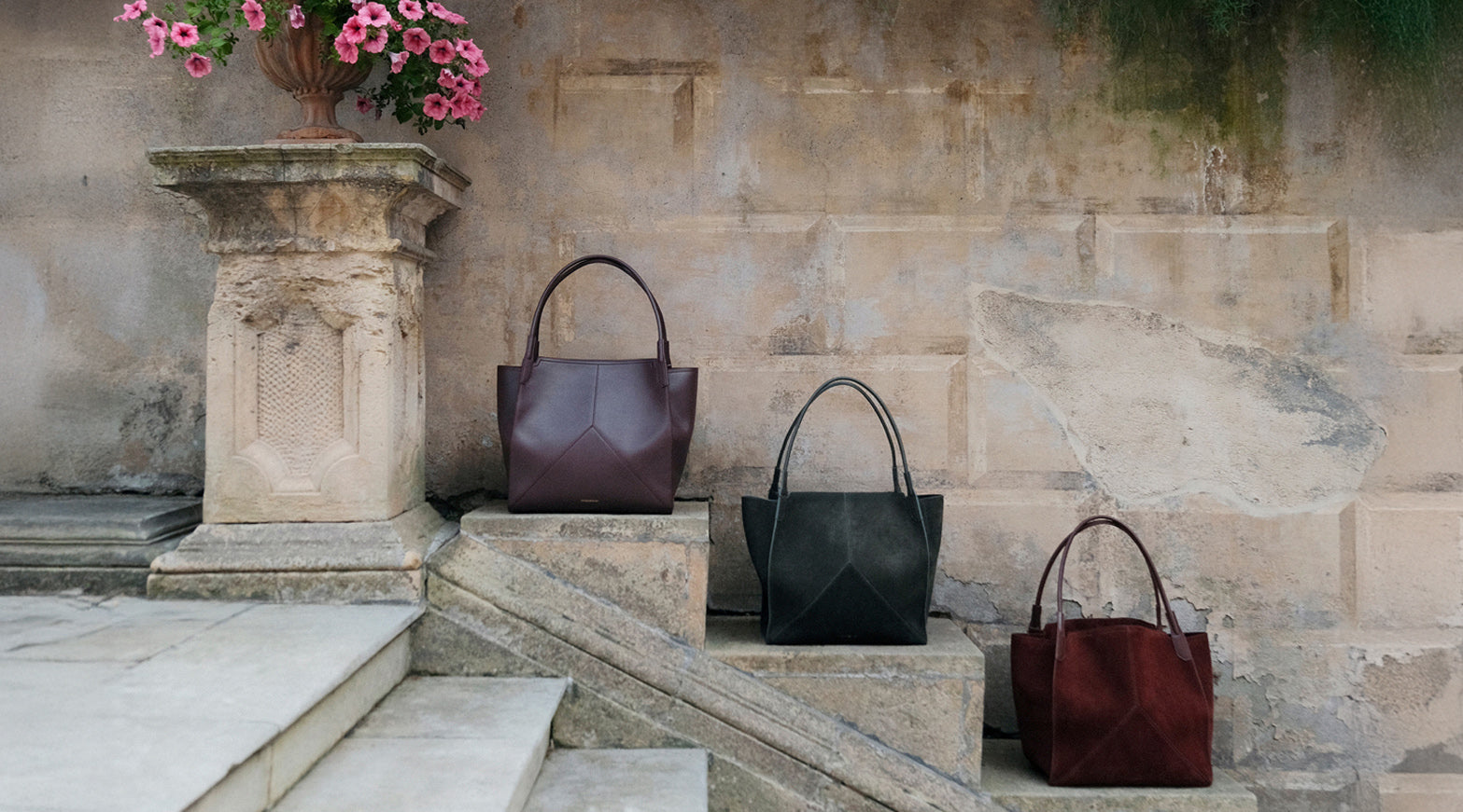 The Victoria Tote Bag – Victoria Beckham