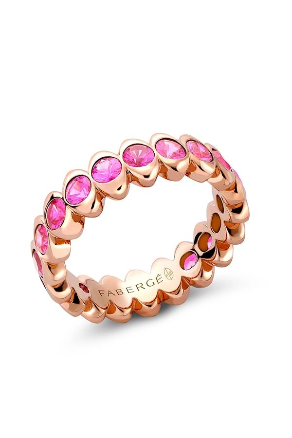 娜斯佳·柳金在2023年ESPY奖上佩戴Fabergé