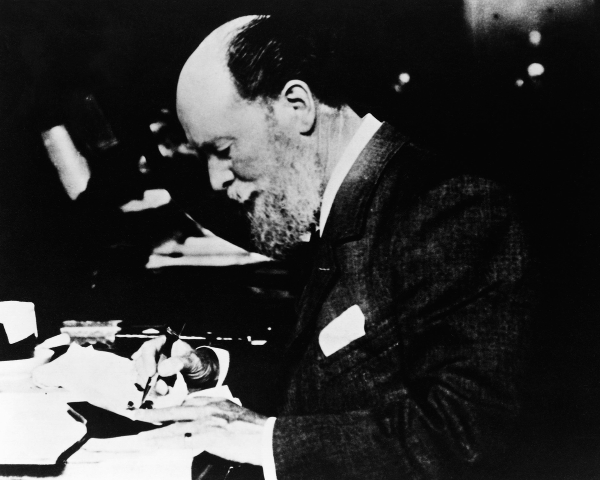 Carl Fabergé at his desk