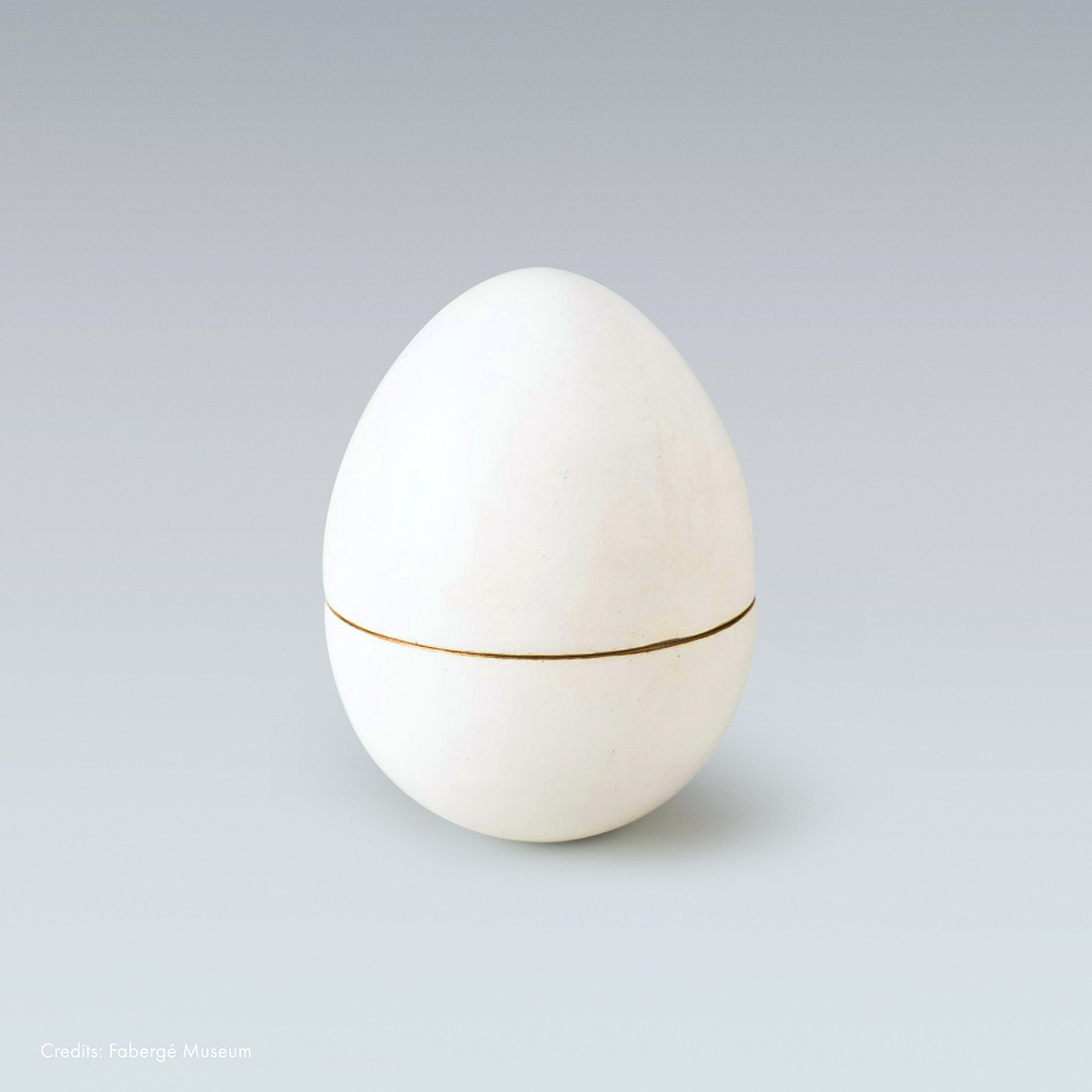 Fabergé Hen Egg First Imperial Egg with gold hen surprise