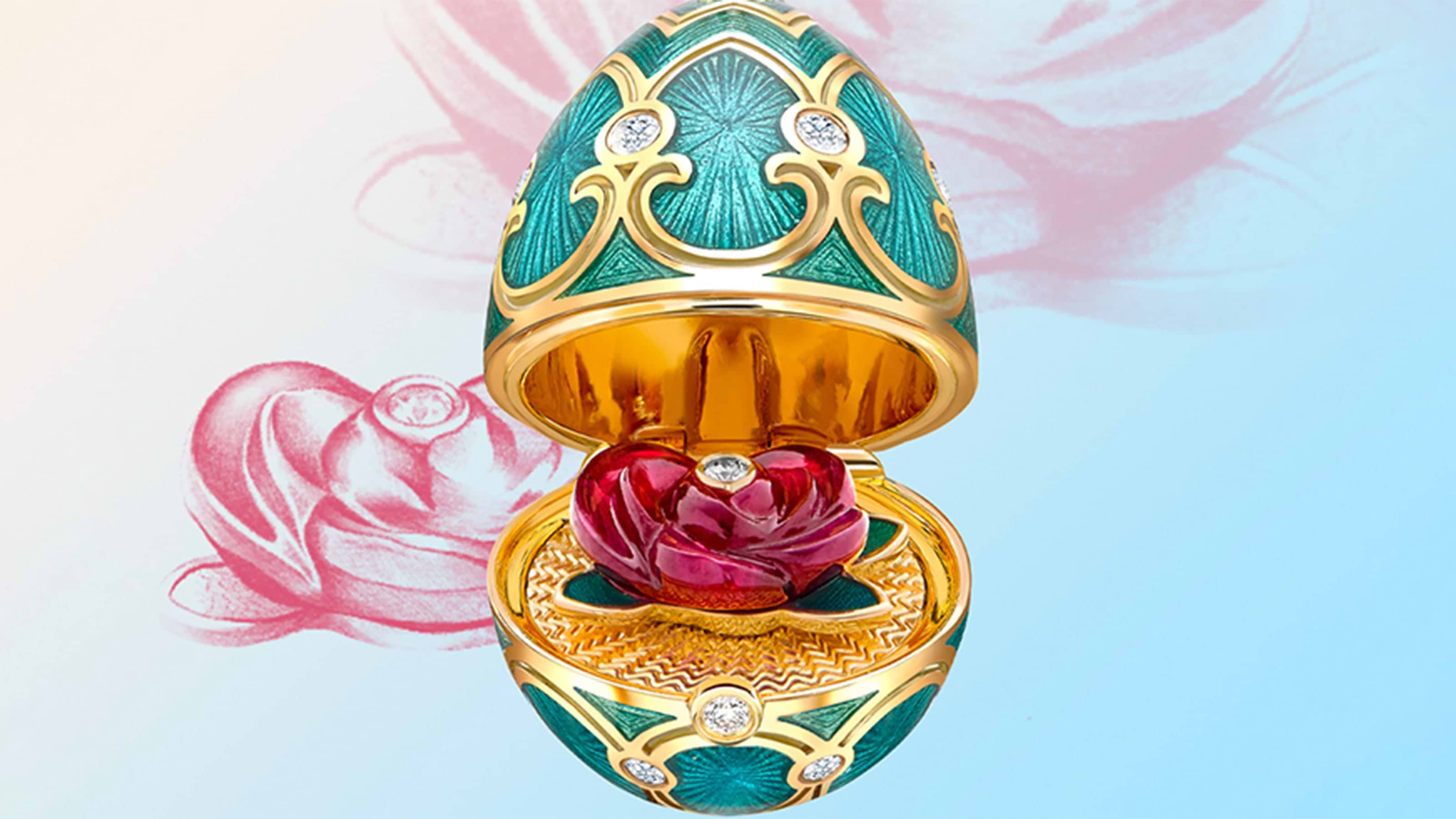 Celebrating-Valentine’s-Day-Fabergé-Heritage-Limited-Edition-Yellow-Gold-Locket-with-Teal-Enamel-&-Carved-Ruby-Rose-Surprise