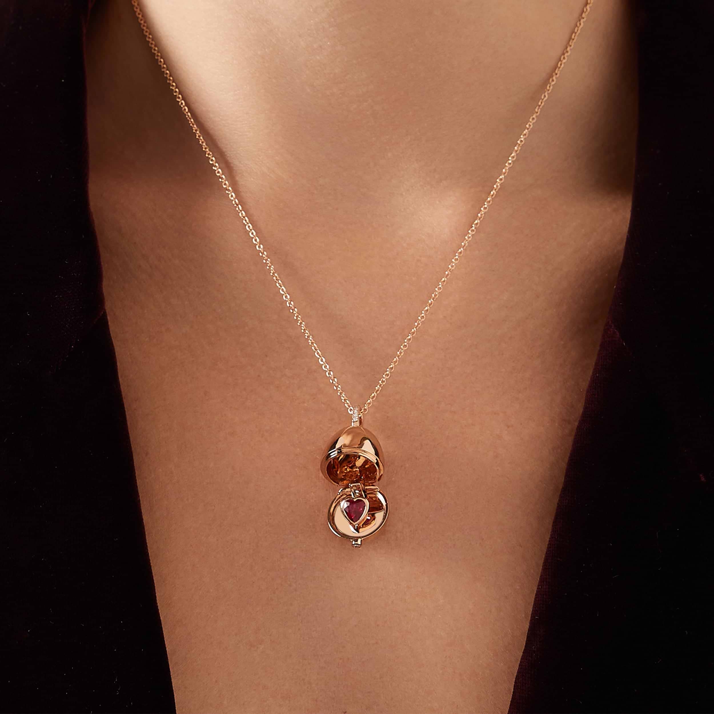Gold Heated Ruby Heart Surprise Locket | Fabergé