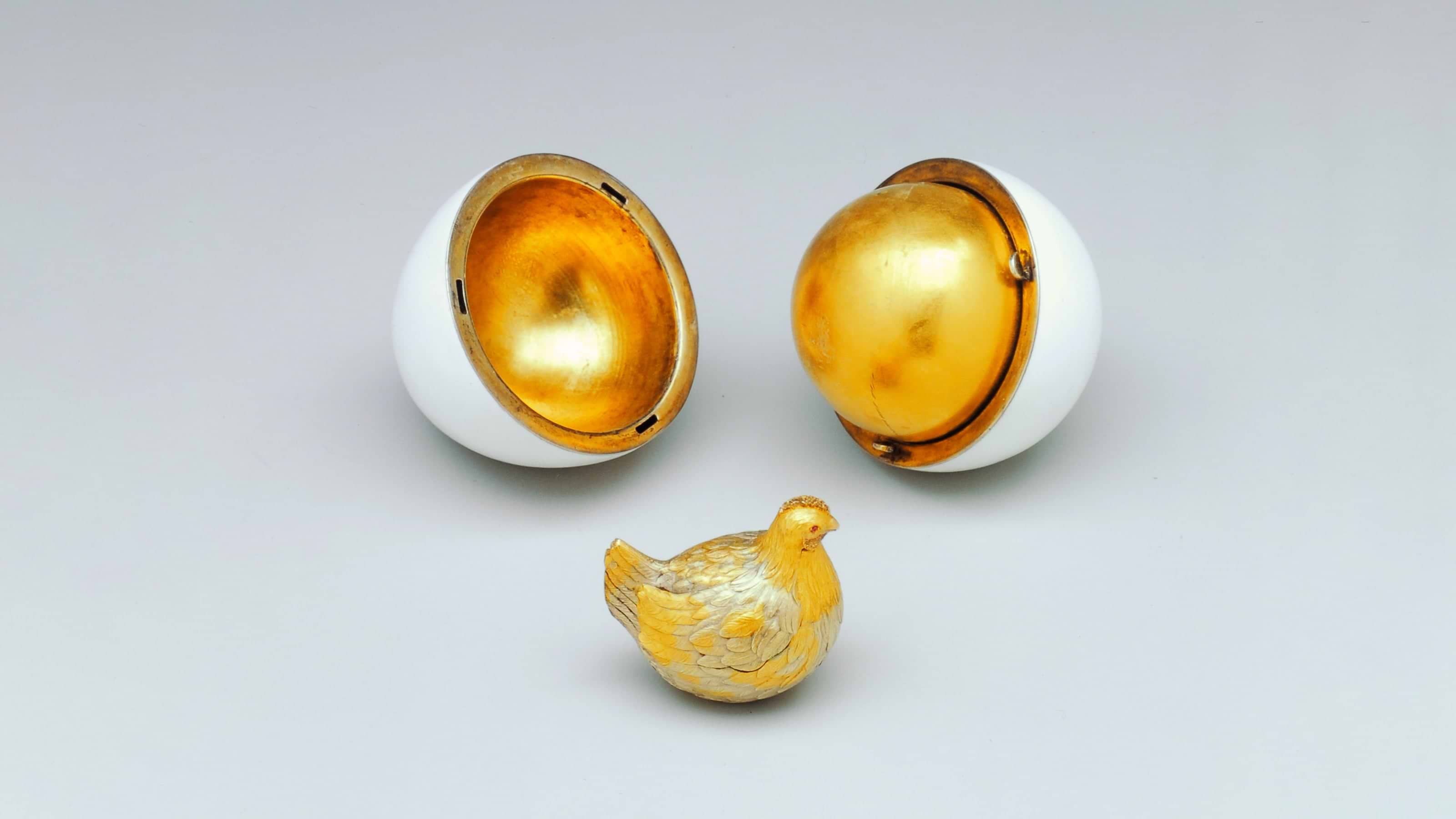 Celebrating the 140th Anniversary of The Hen Egg (1885)