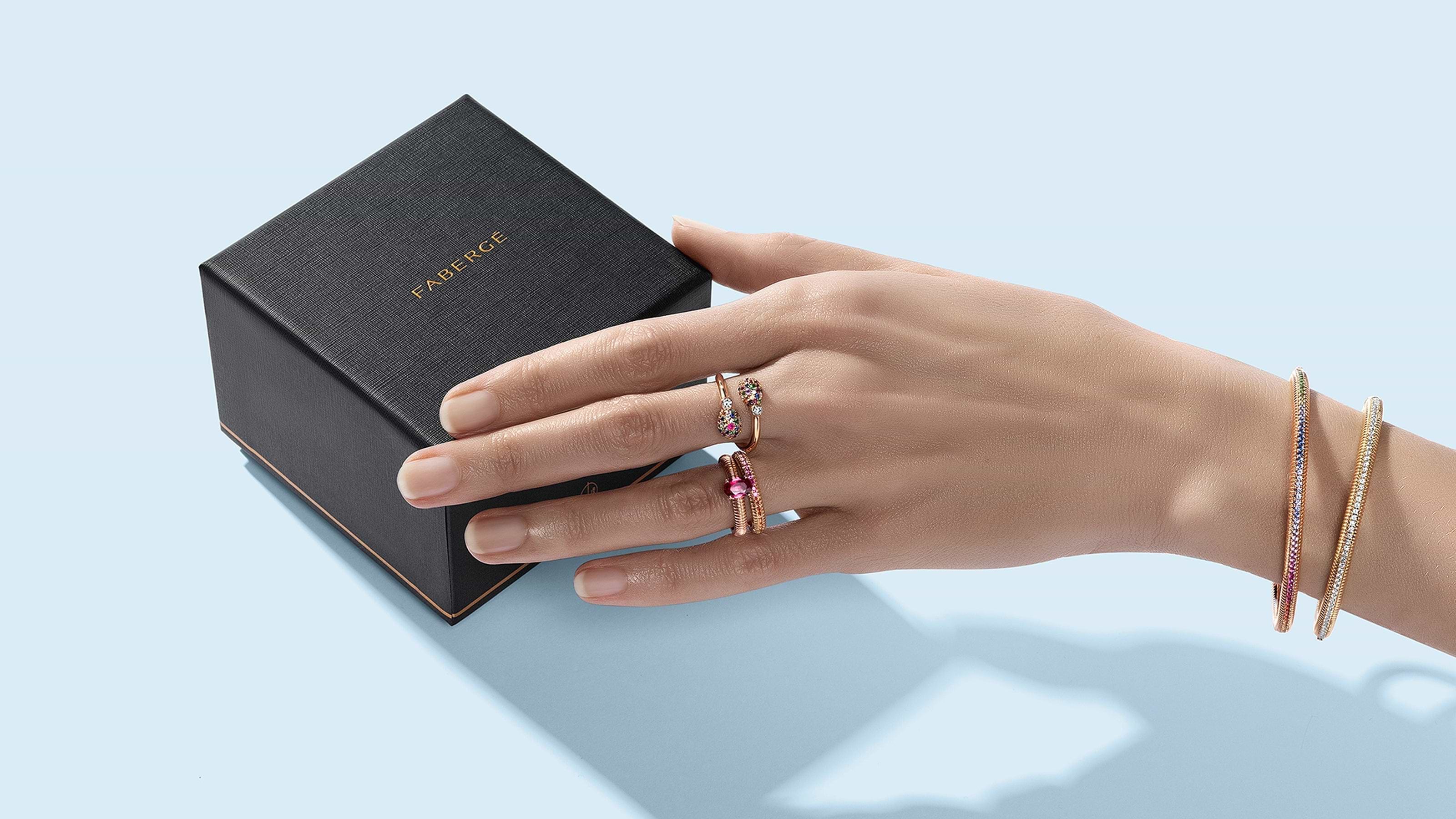 The Art of Choosing a Christmas Gift Worth Keeping for a Lifetime