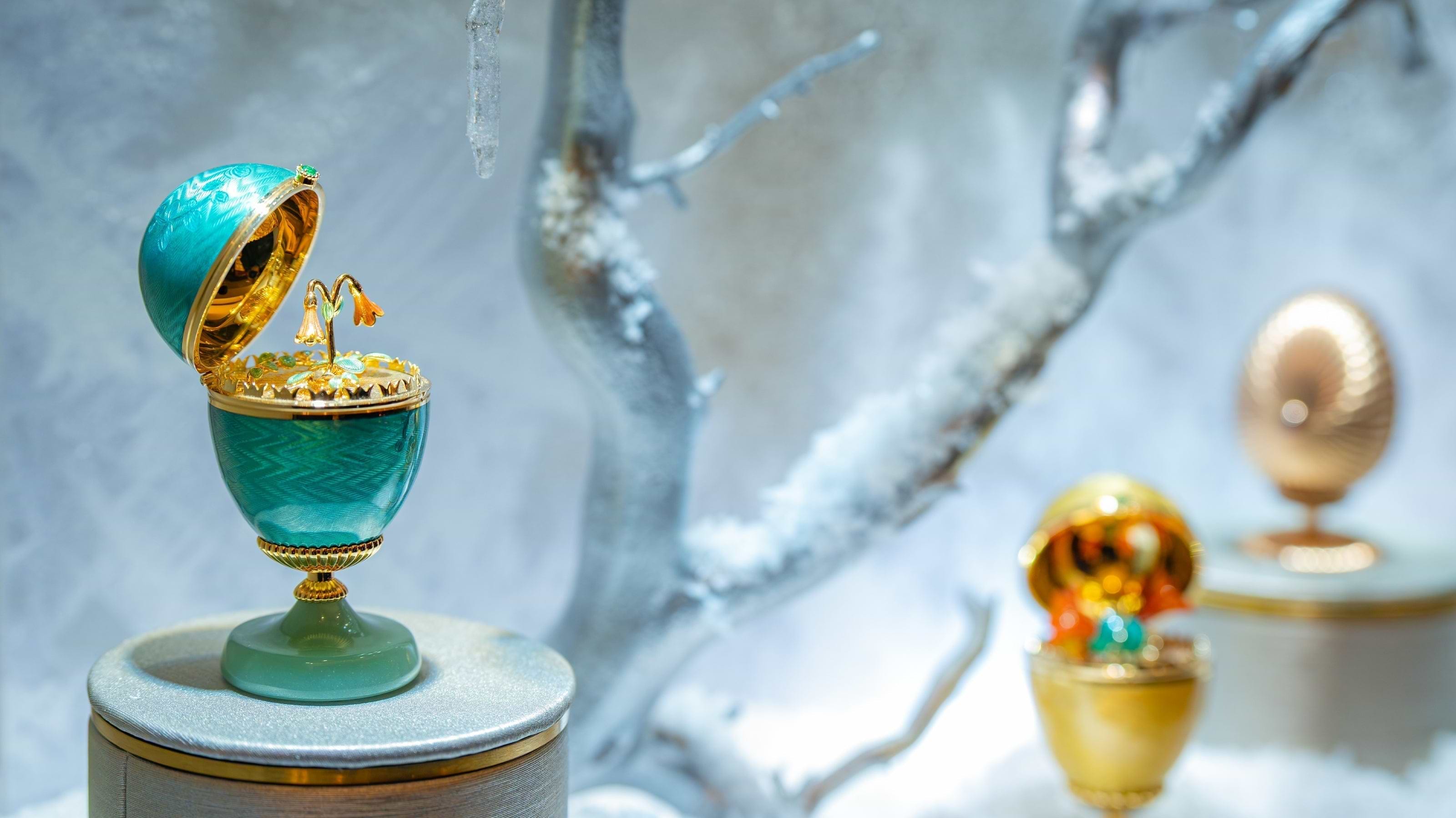 Fabergé Heritage Yellow Gold Diamond Enamel Egg Pendant | Fabergé