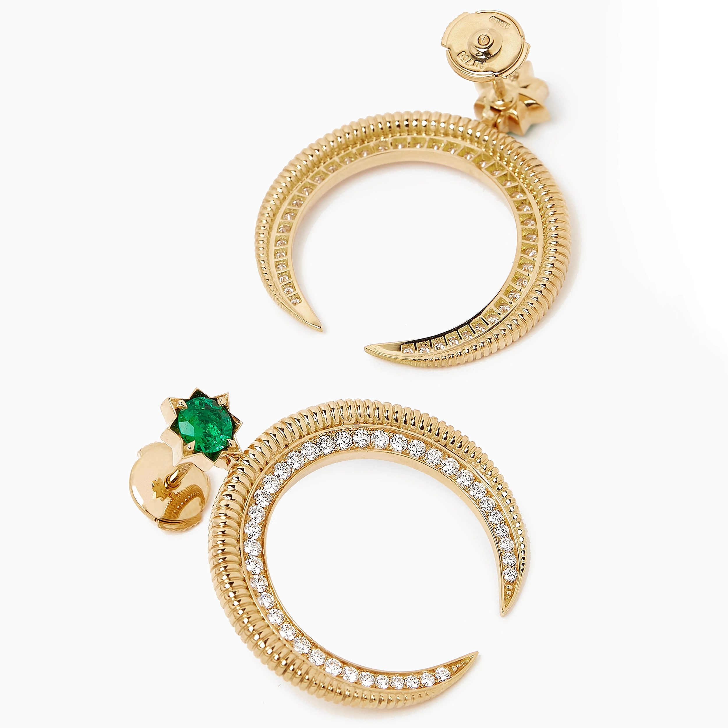 Hilal Yellow Gold Emerald & Diamond Earrings | Fabergé 2