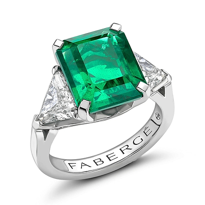 Platinum Octagon Cut Emerald Ring Set With Diamonds | Fabergé
