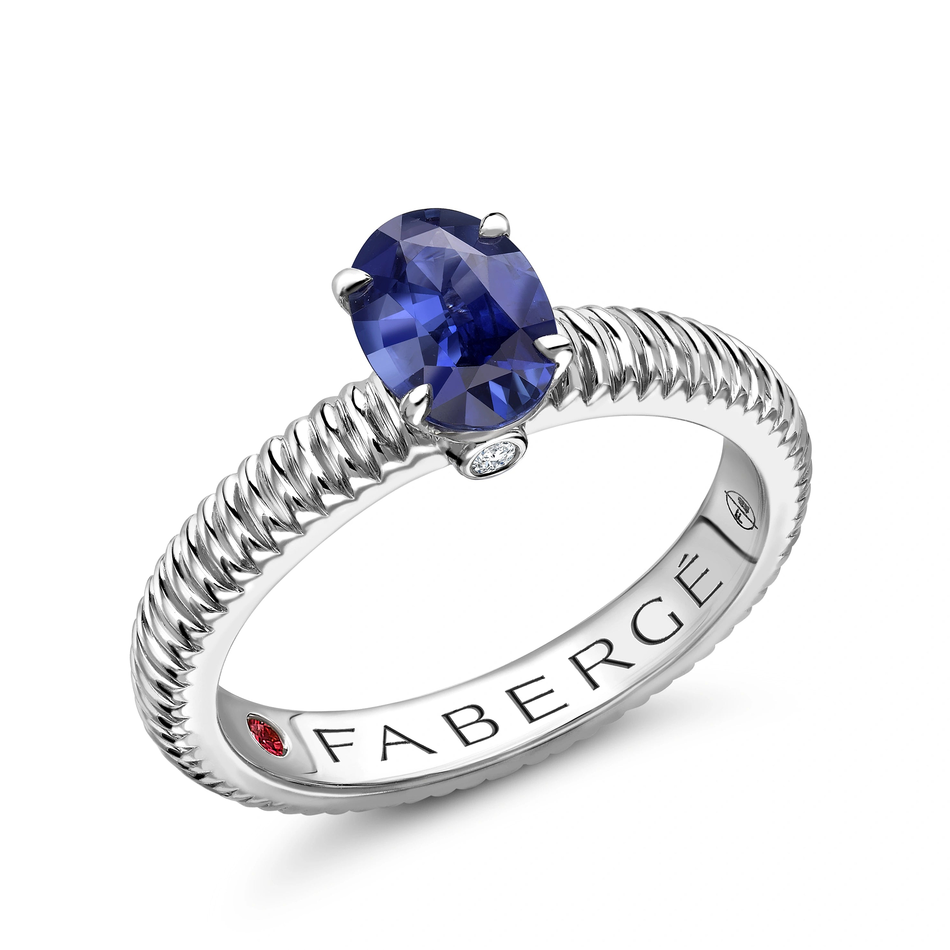 White Gold Blue Sapphire Fluted Ring I Fabergé