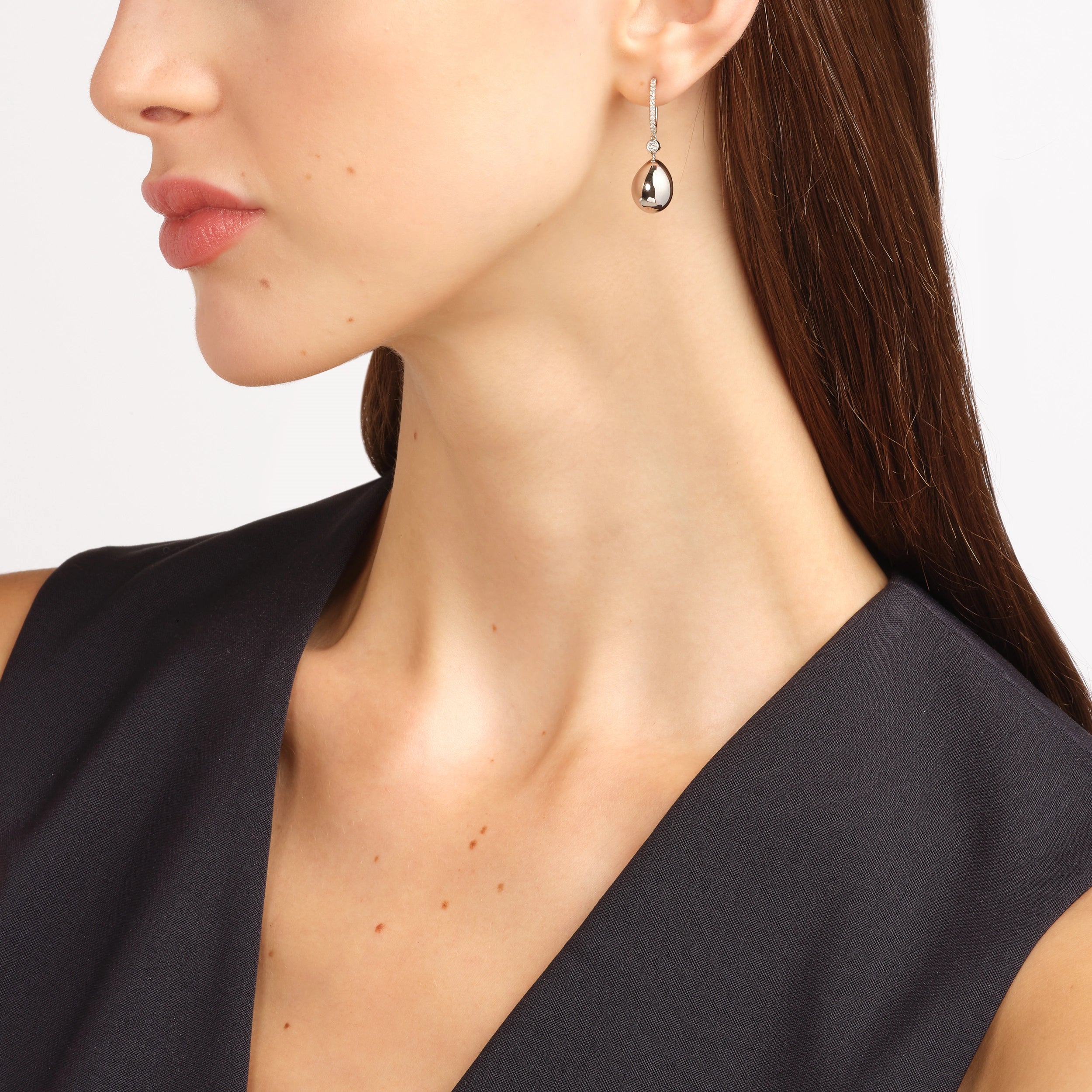 White Gold Diamond Set Egg Drop Earrings | Fabergé 2