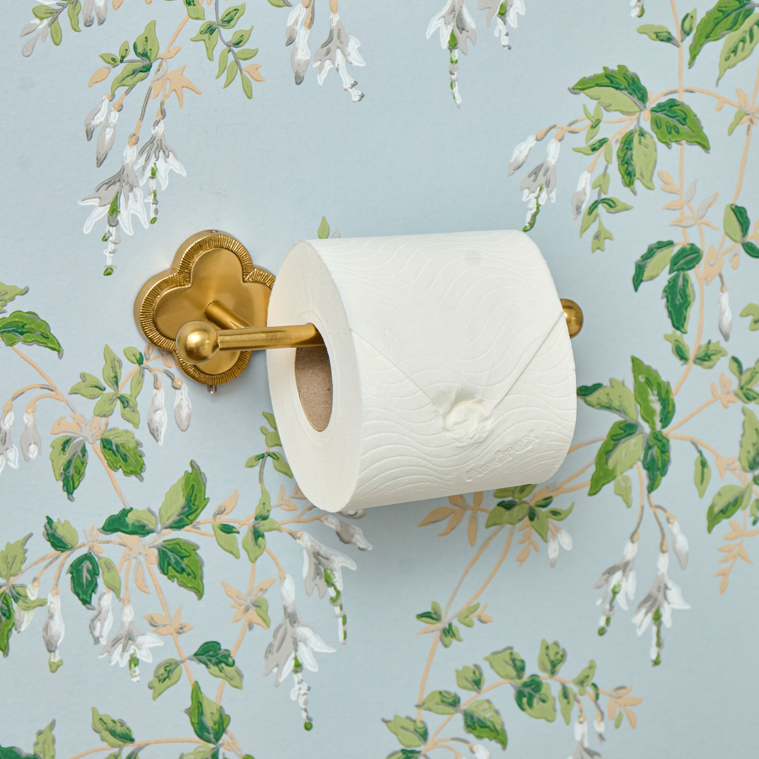 Quatrefoil Brass Toilet Roll Holder