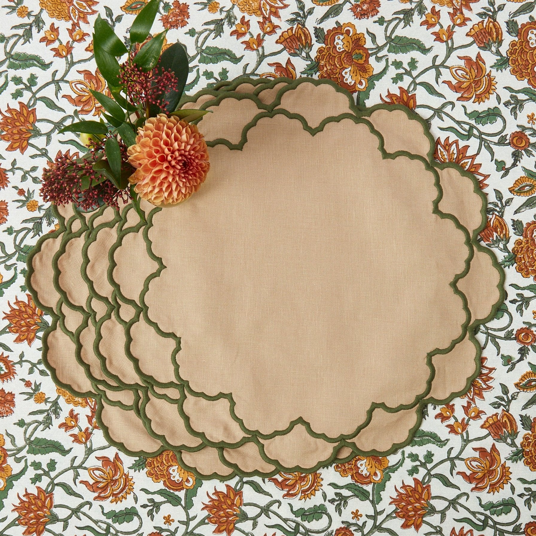 Sand & Green Lily Placemats (Set of 4)