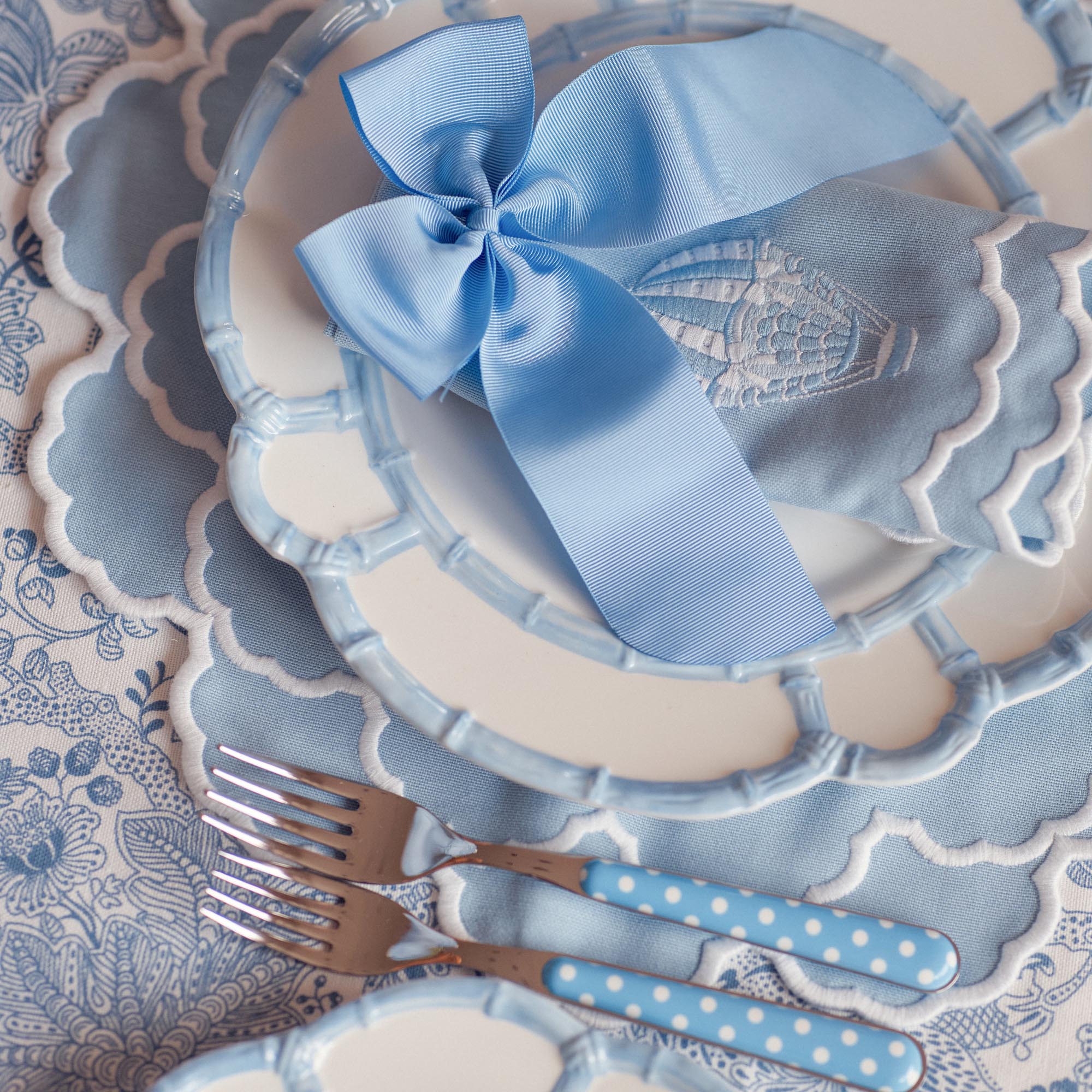 Nikki Hot Air Balloon Blue Napkins (Set of 4)