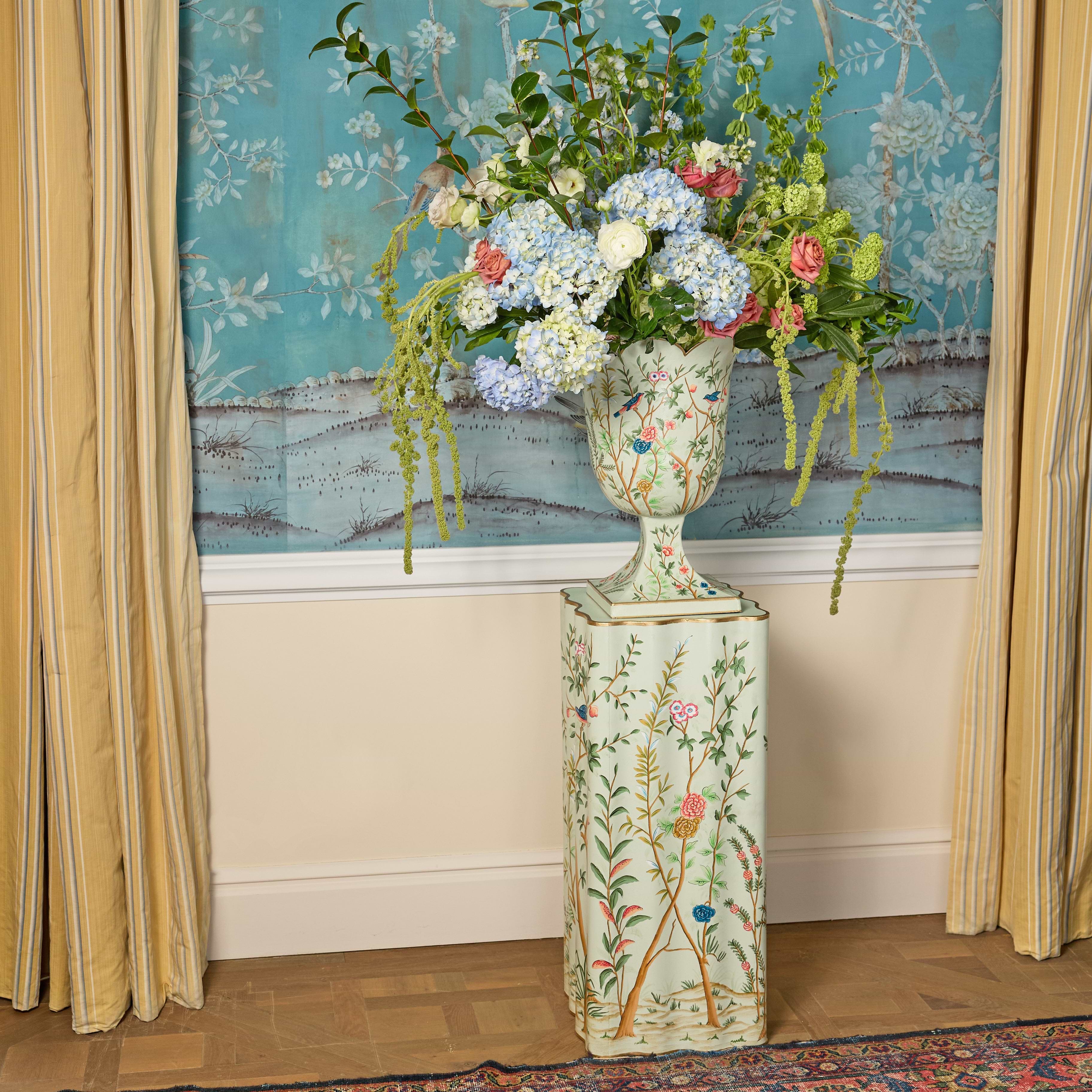 Chinoiserie Tole Urn
