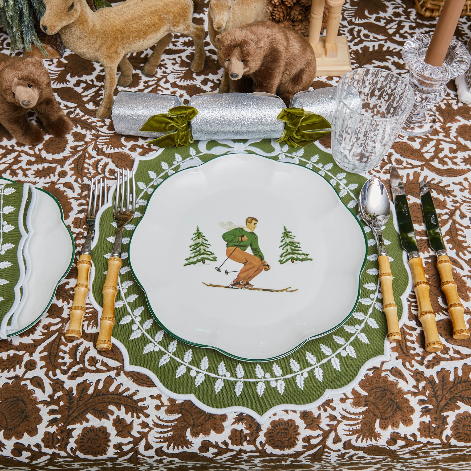 Heidi & Hans Skier Dinner Plate (Set of 4)