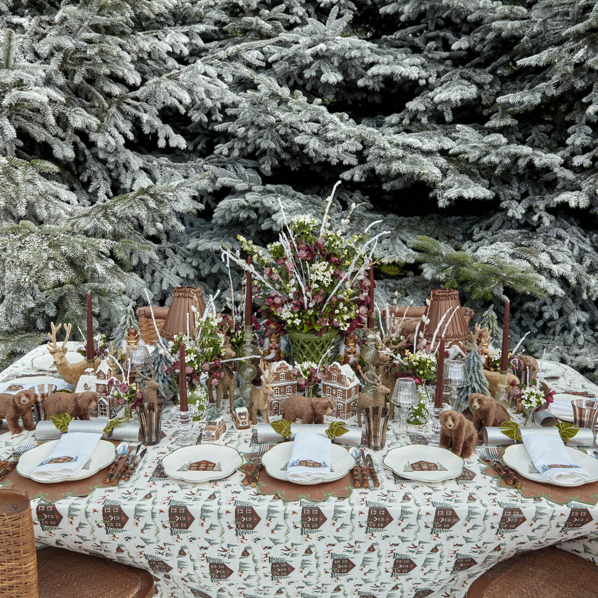 Alpine Chalet Starter Plate (Set of 4)