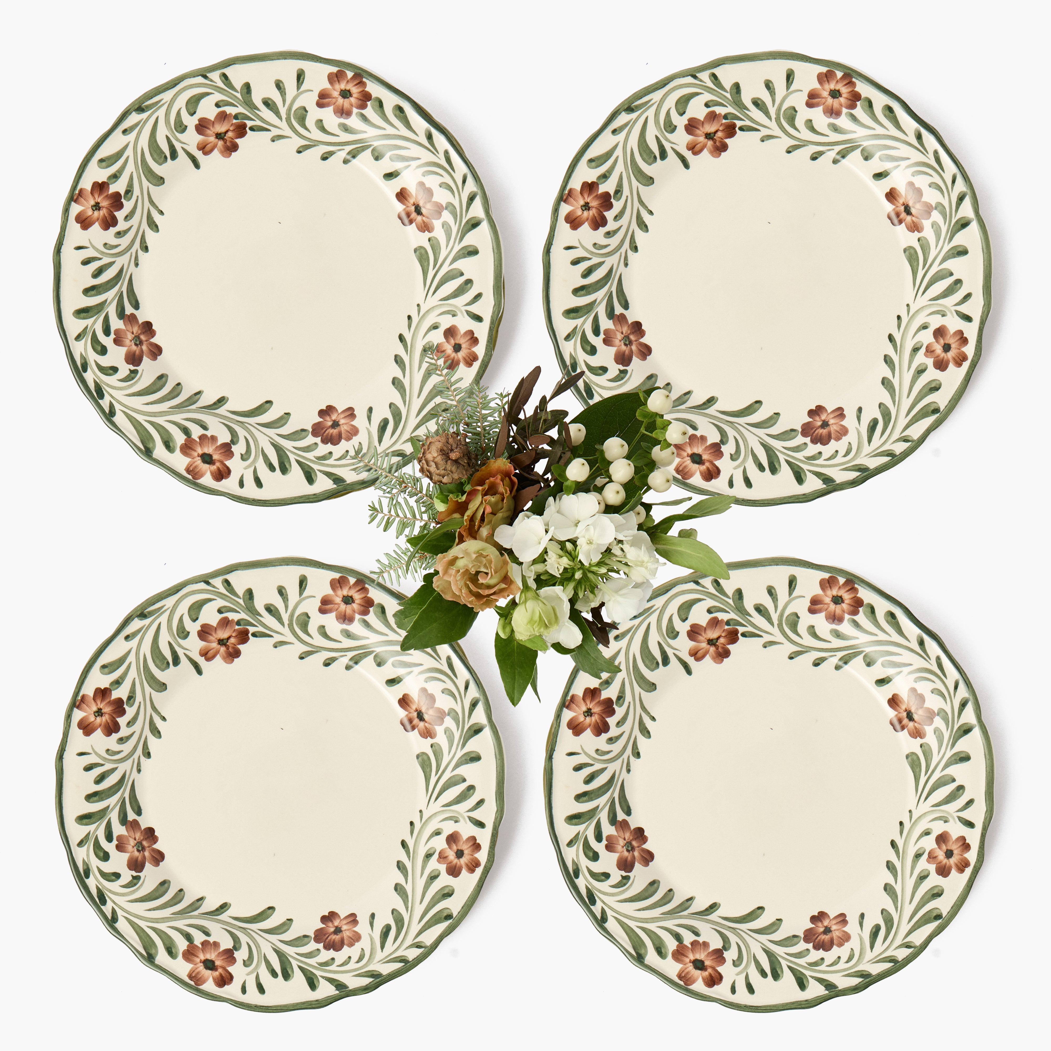 Green Alpine Floral Garland Starter Plates (Set of 4)