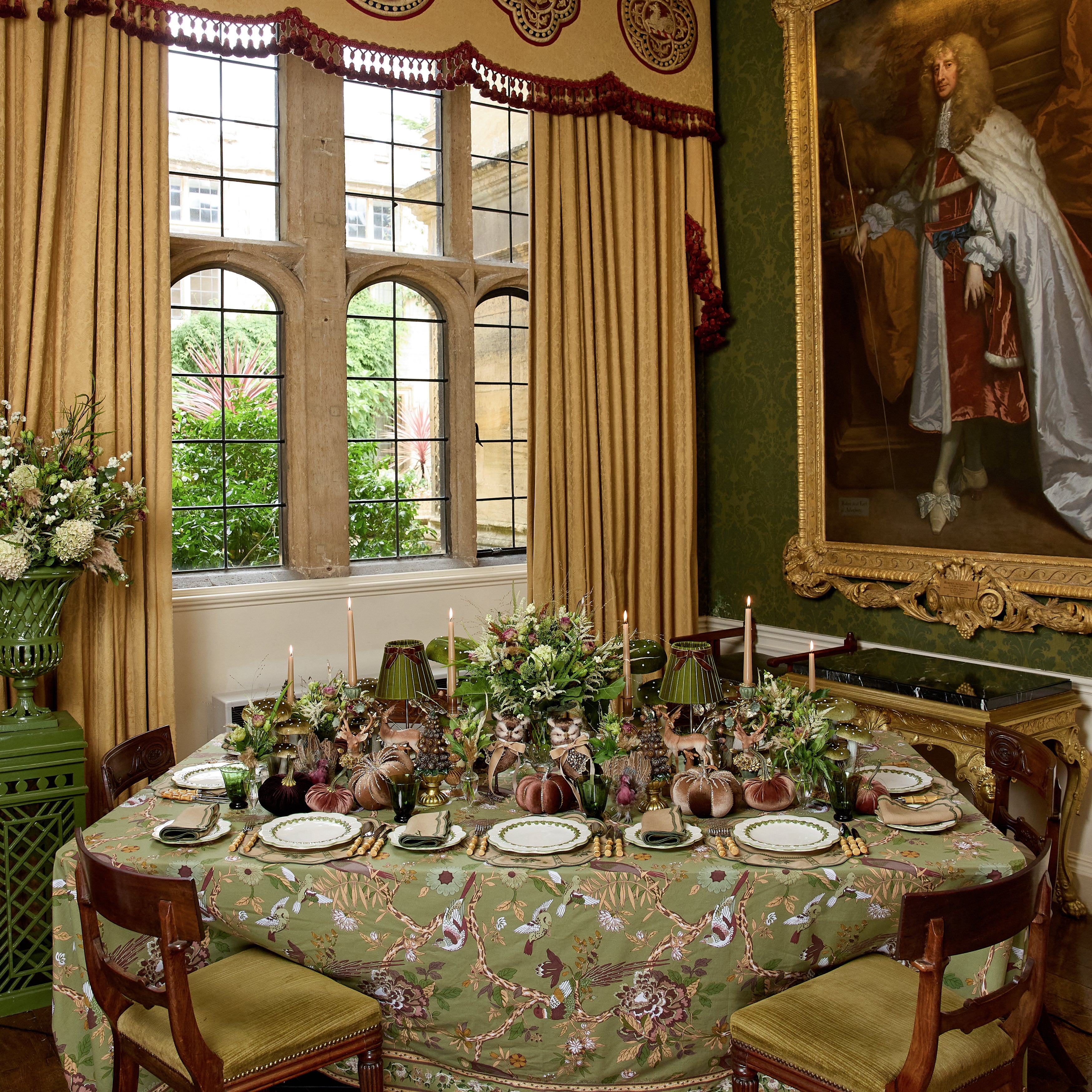 Olive Bird Tablecloth