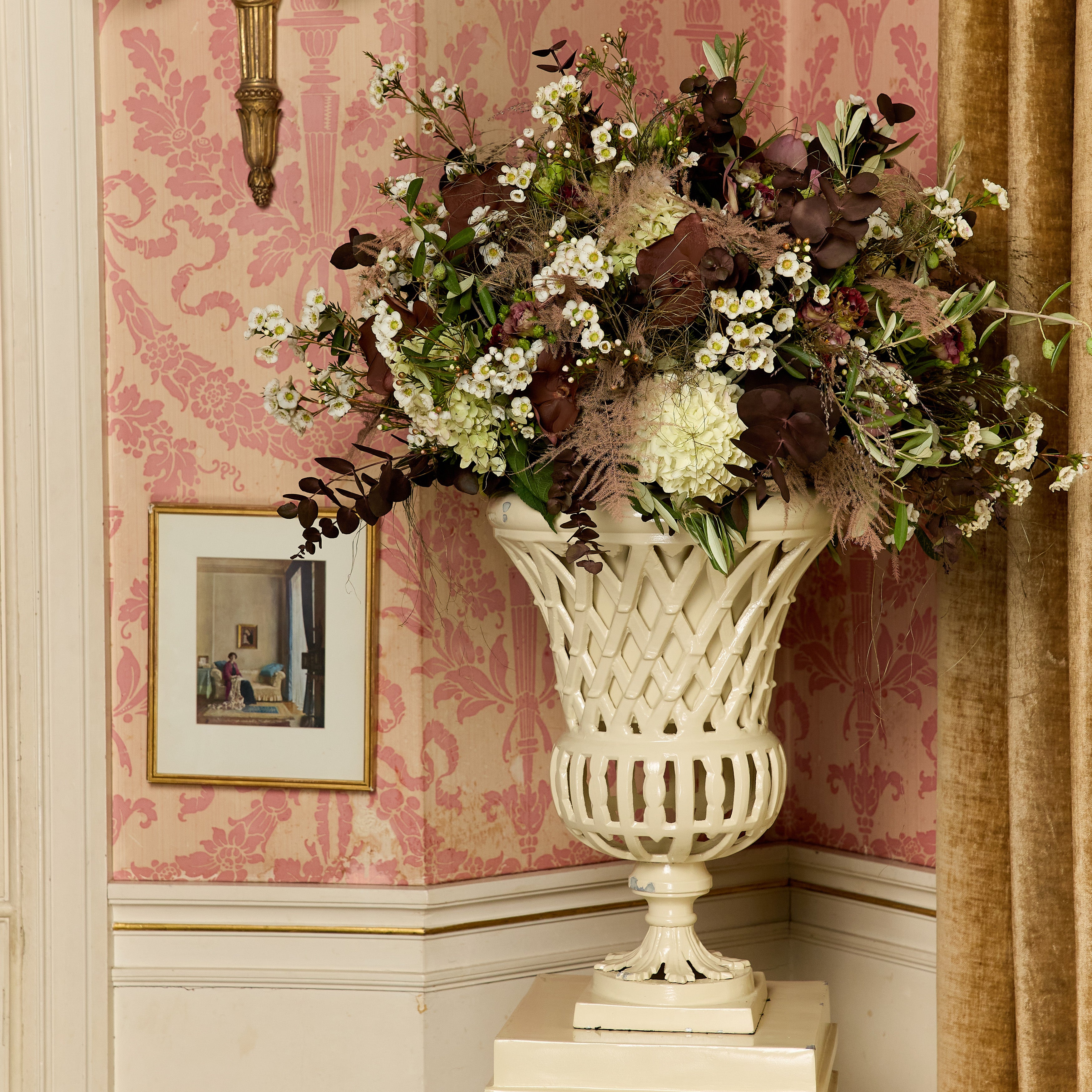 Adelaide Putty Lattice Urn