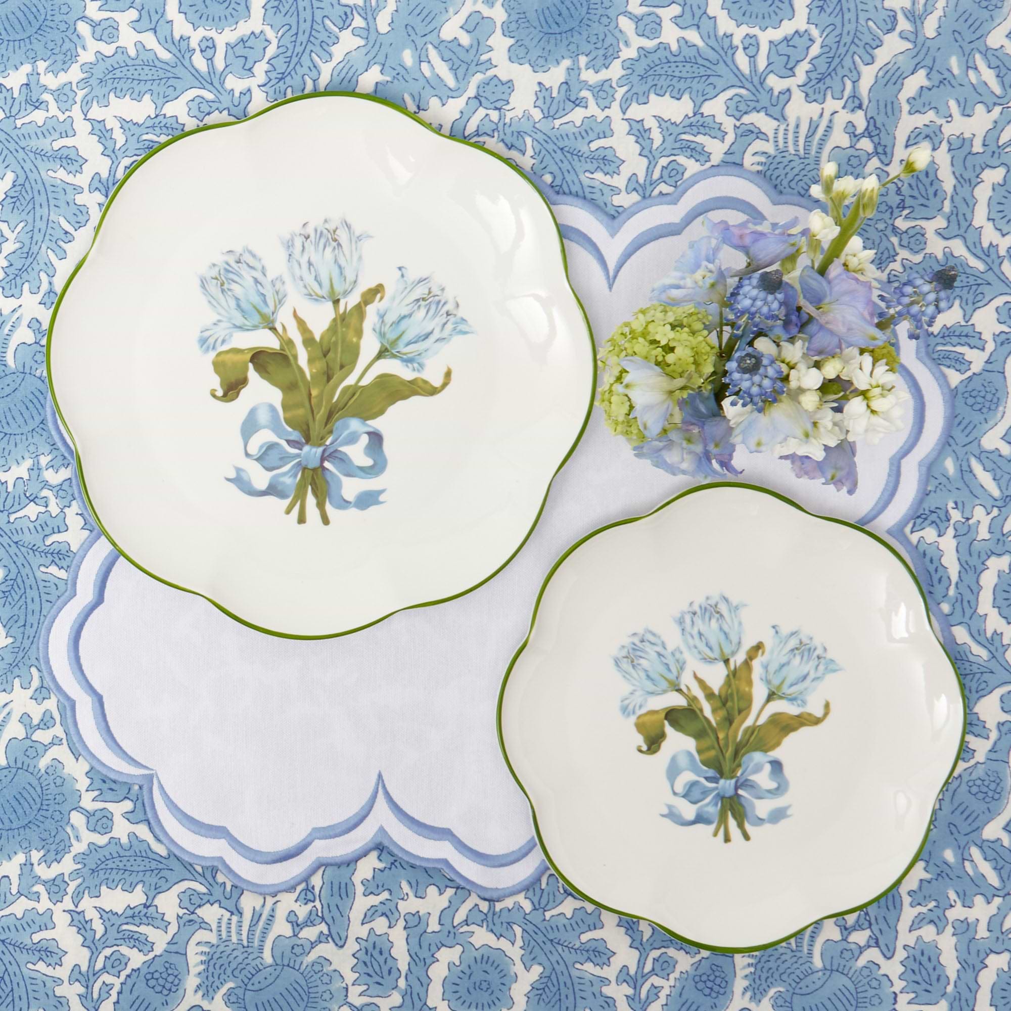 White Serena Placemats (Set of 4)