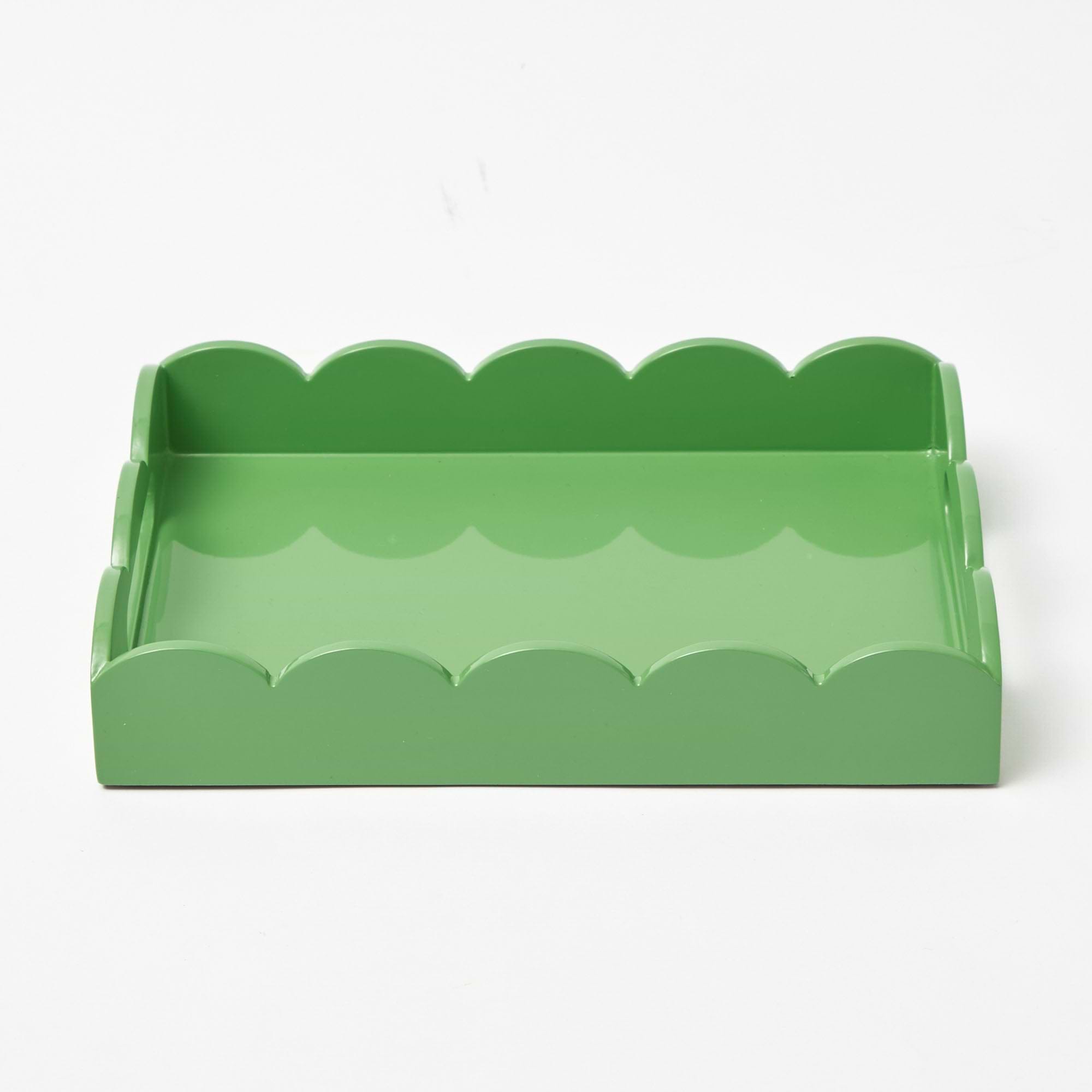 Green Small Scalloped Lacquer Tray
