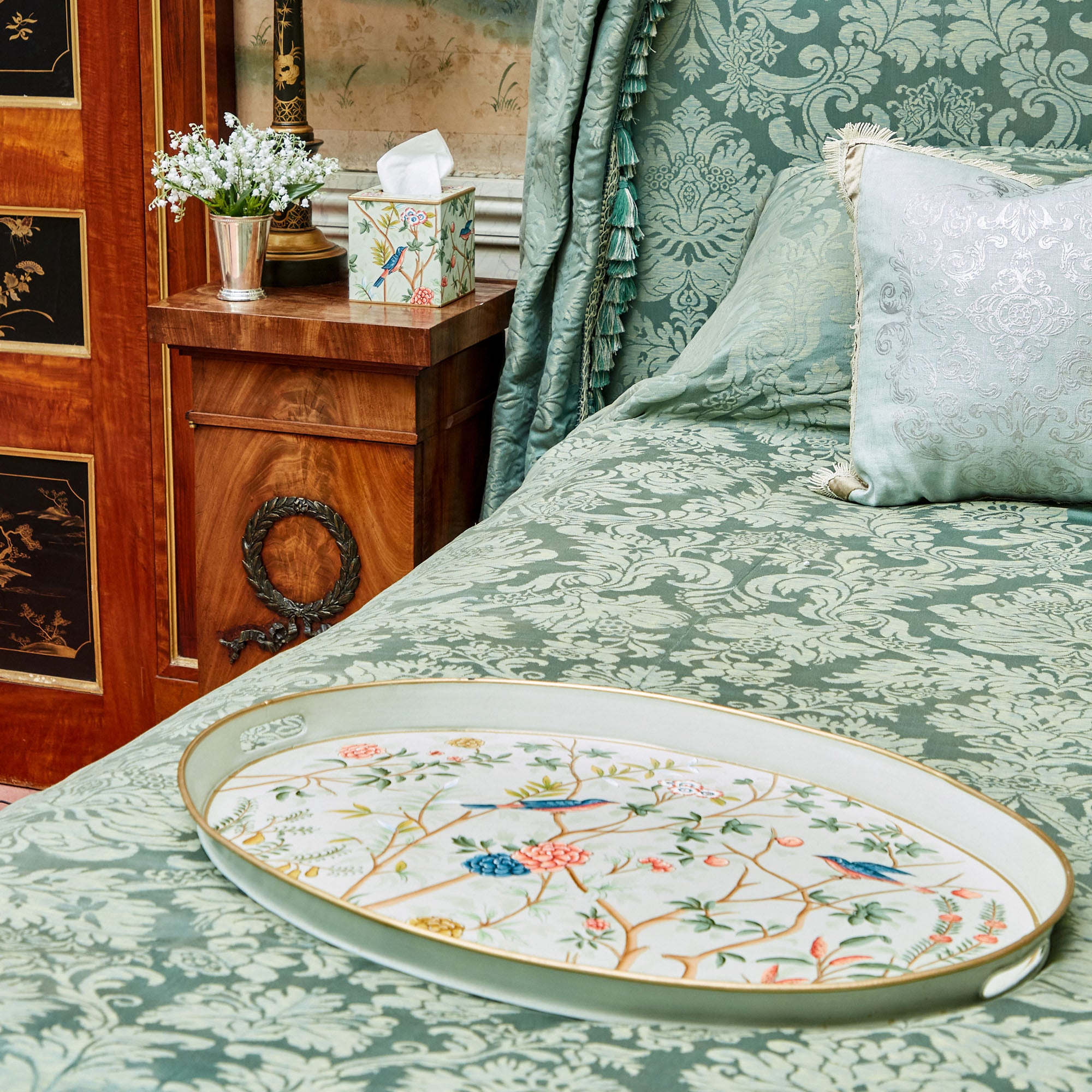 Green Chinoiserie Tole Tissue Box