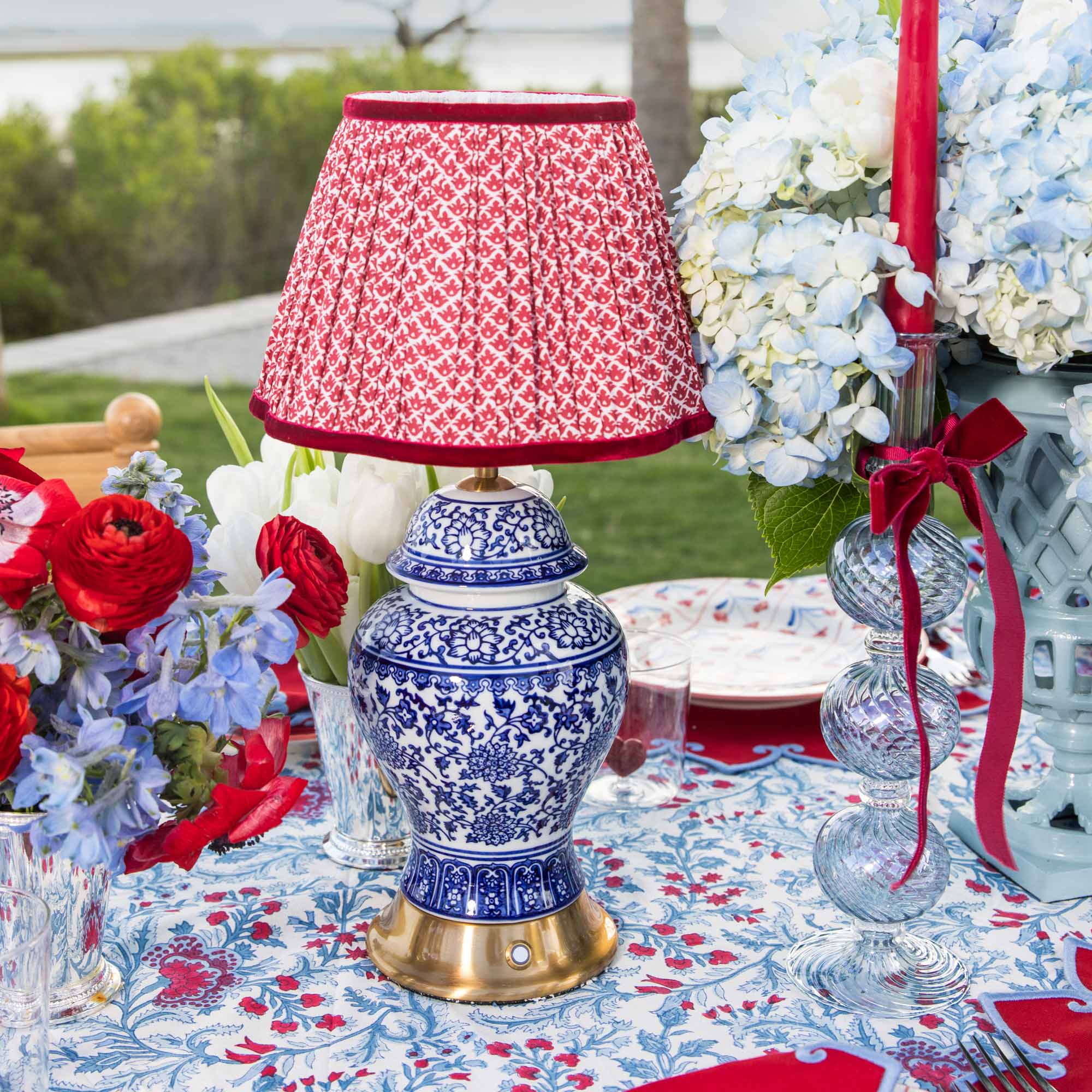 Chinoiserie Rechargeable Lamp