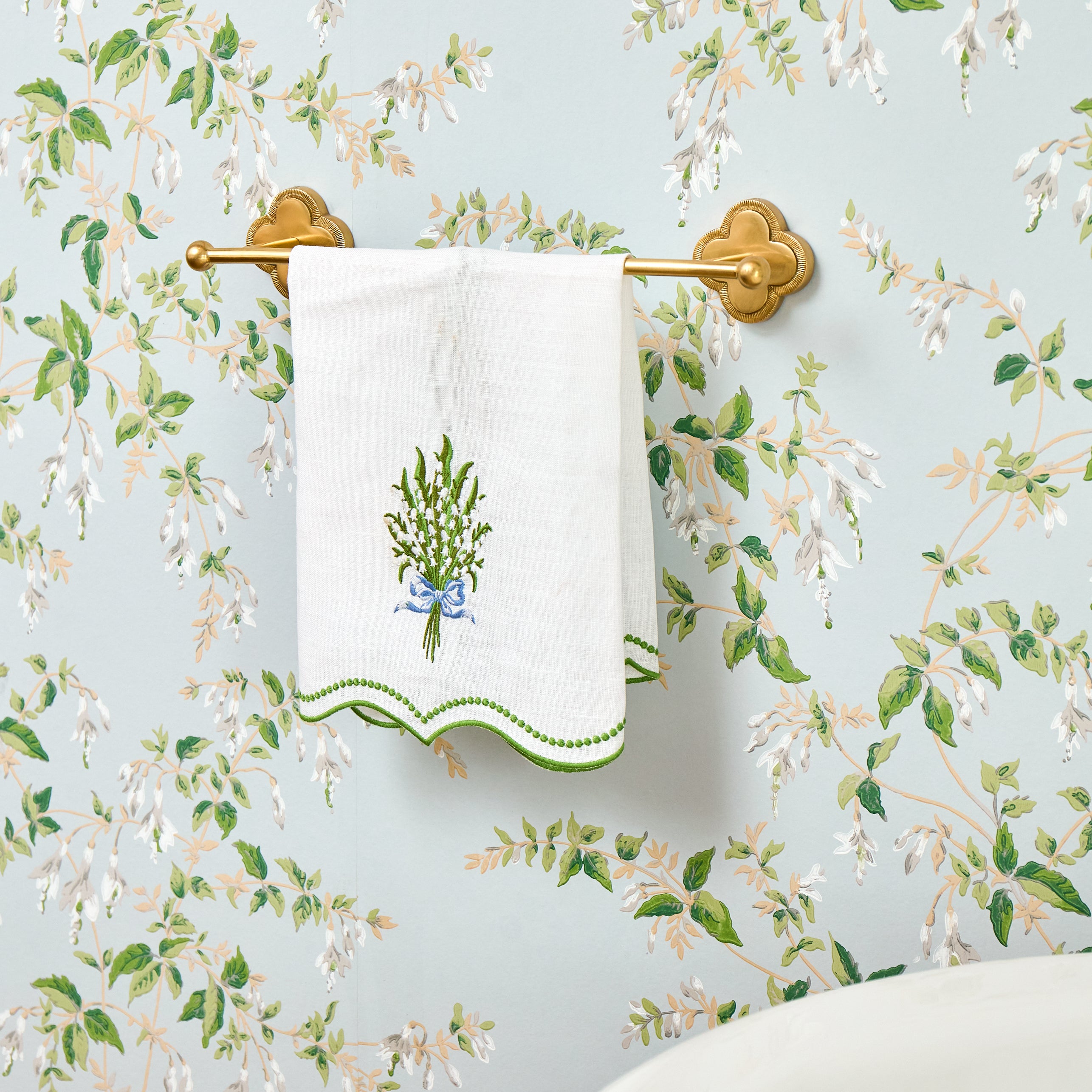 Brass Quatrefoil Bathroom Set