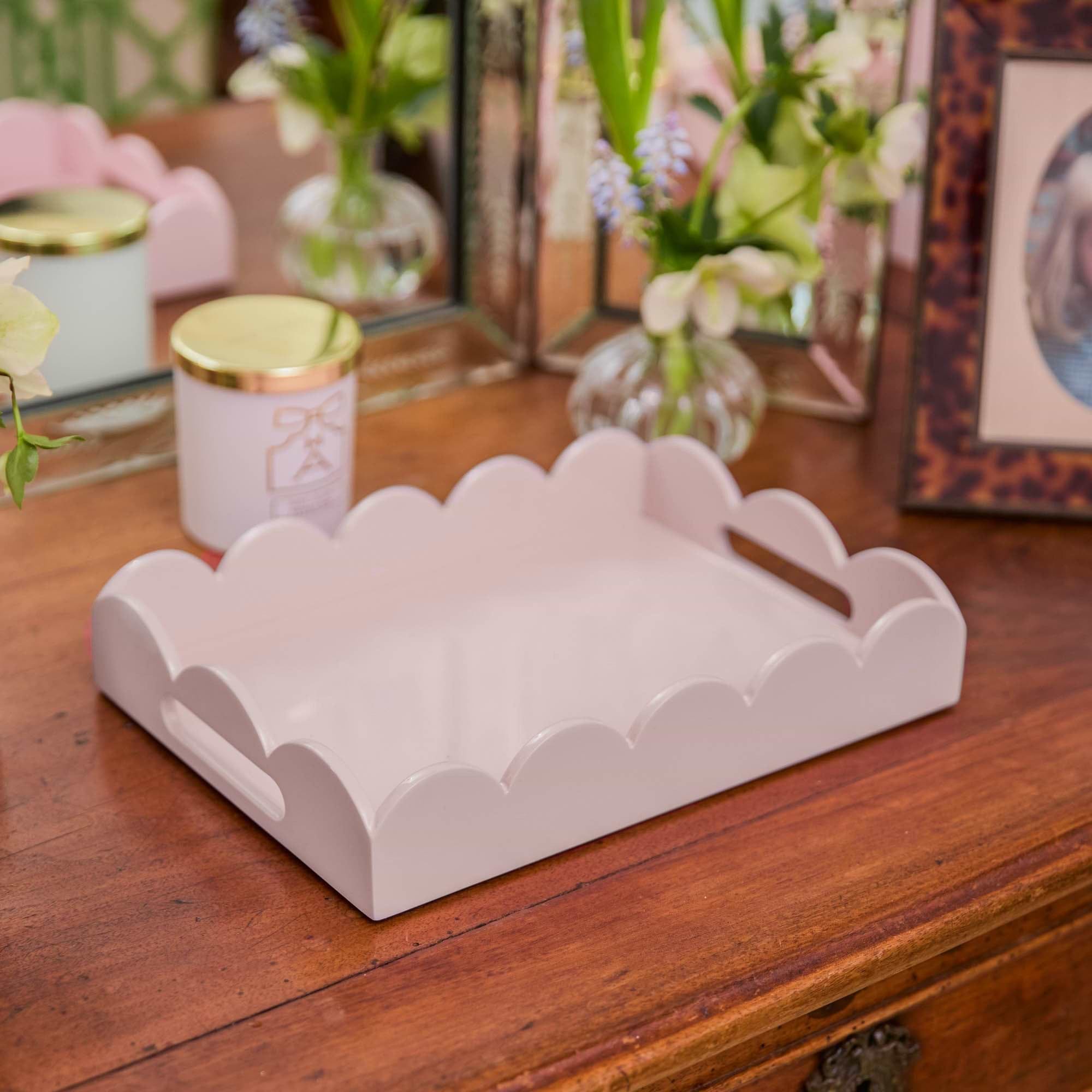 Soft Pink Small Scalloped Lacquer Tray