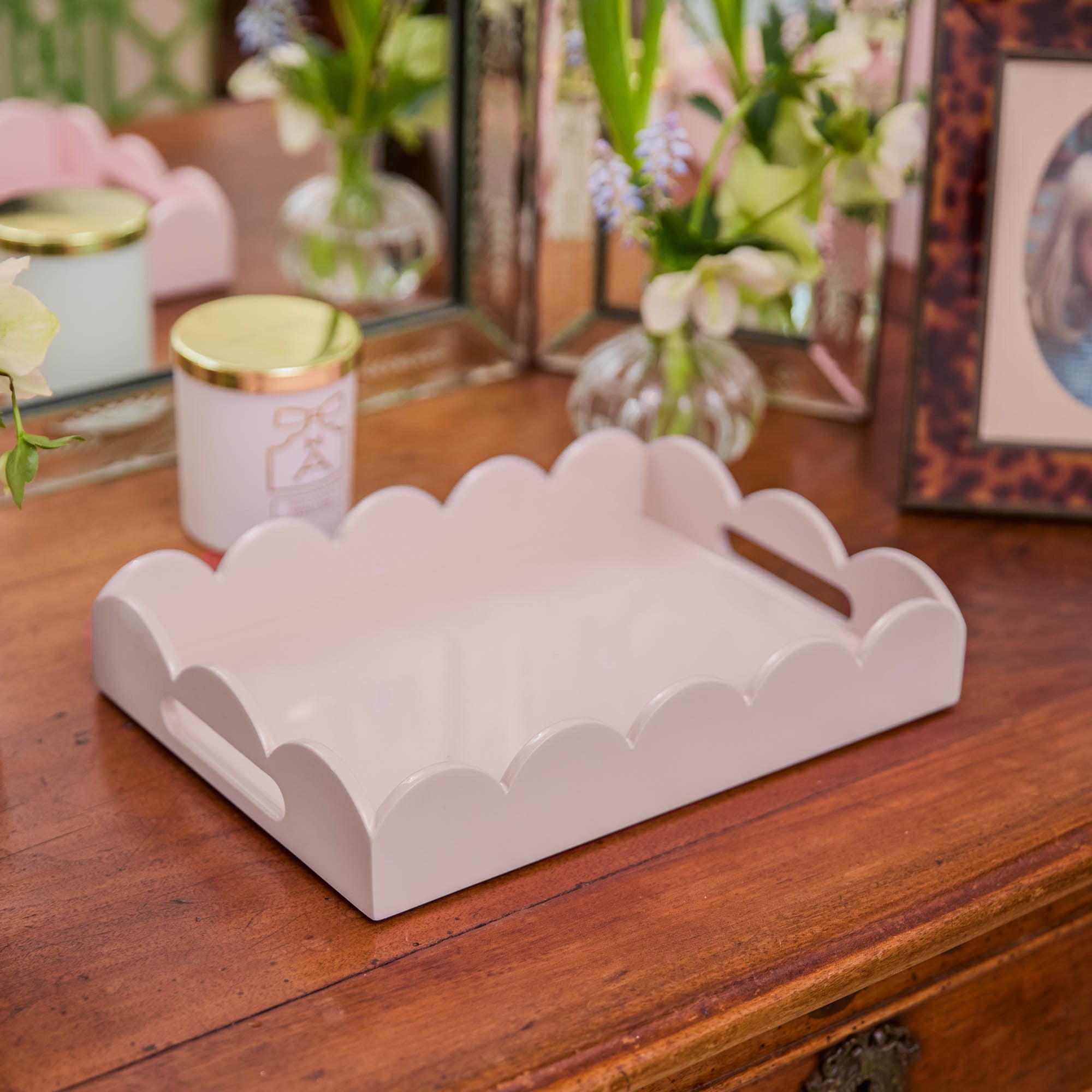 Soft Pink Lacquer Tray Set