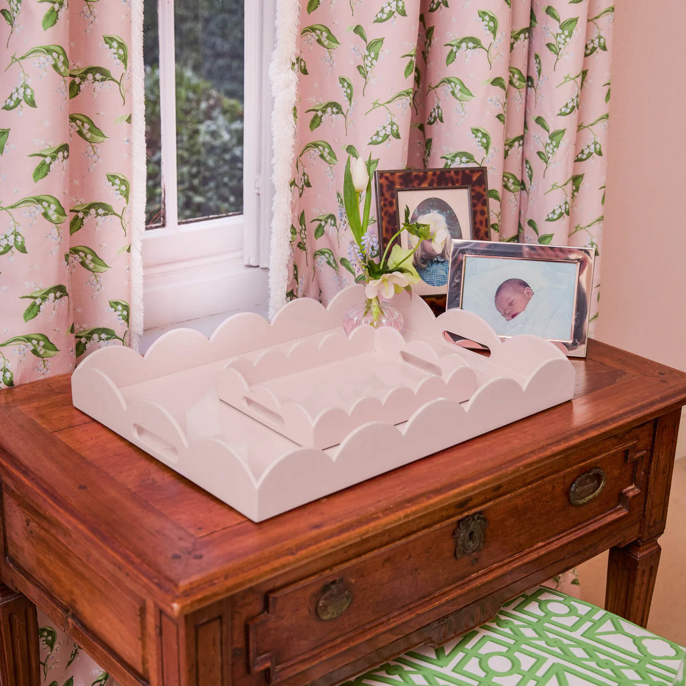Soft Pink Lacquer Tray Set