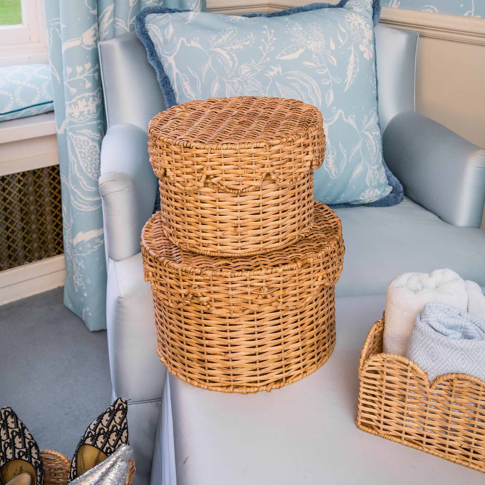 Scalloped Round Lidded Rattan Box - Small