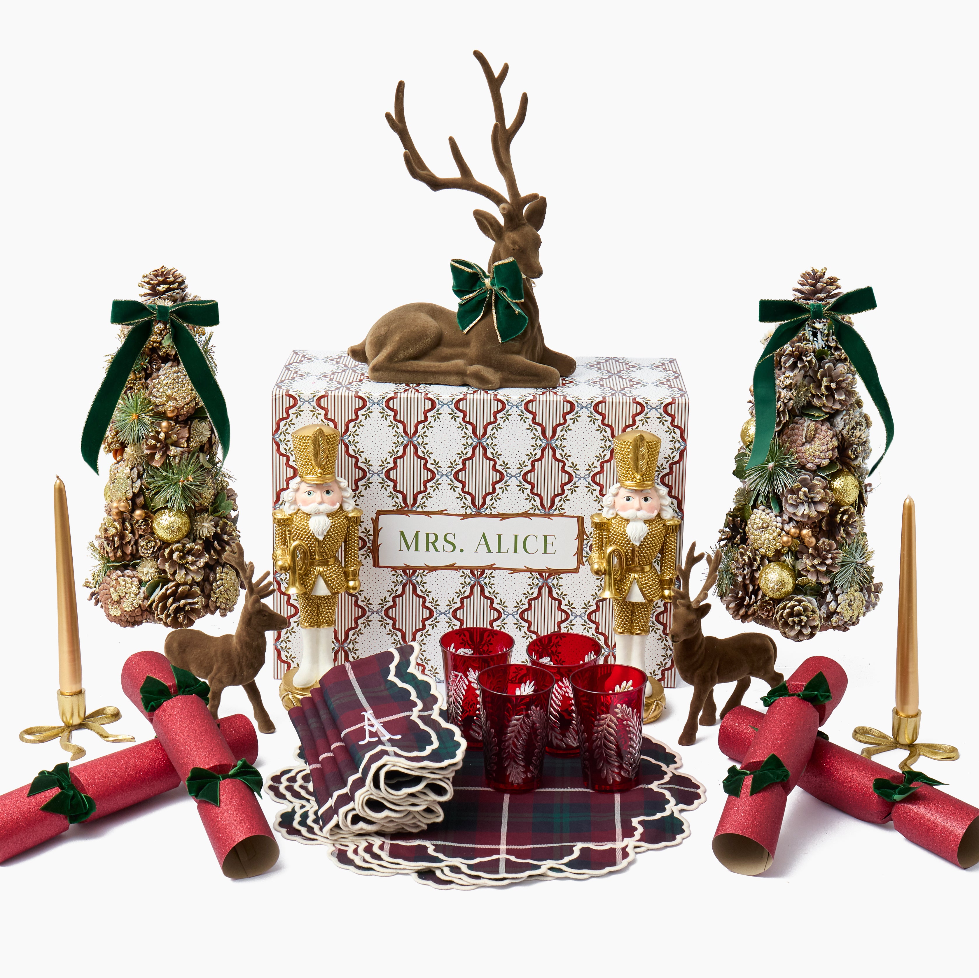 The Merry Noël Tablescape