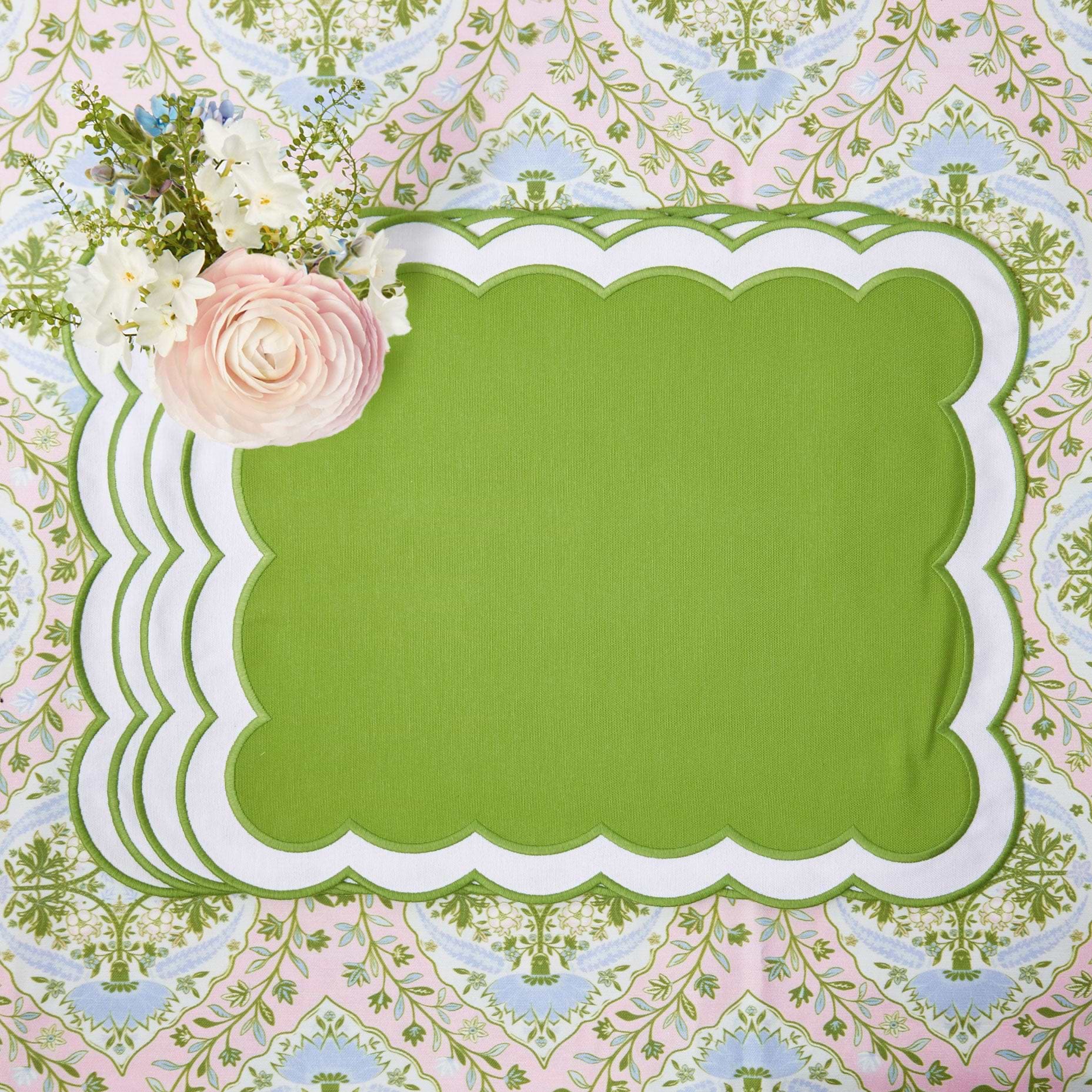 Green Serena Appliqué Placemats (Set of 4)