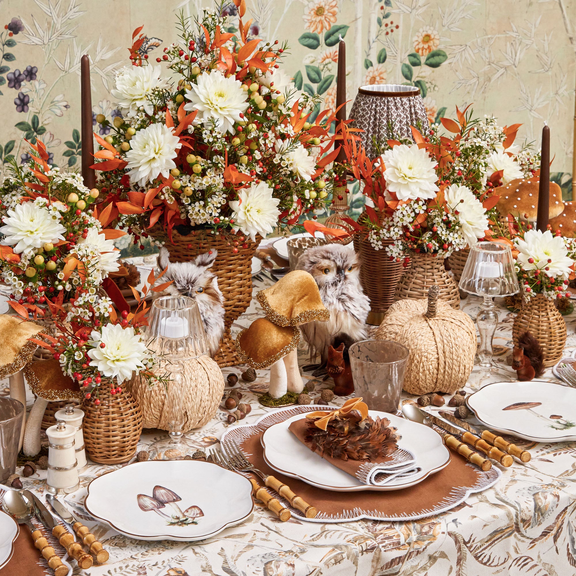 Scalloped Mushroom Plates: Rustic-chic table essentials.