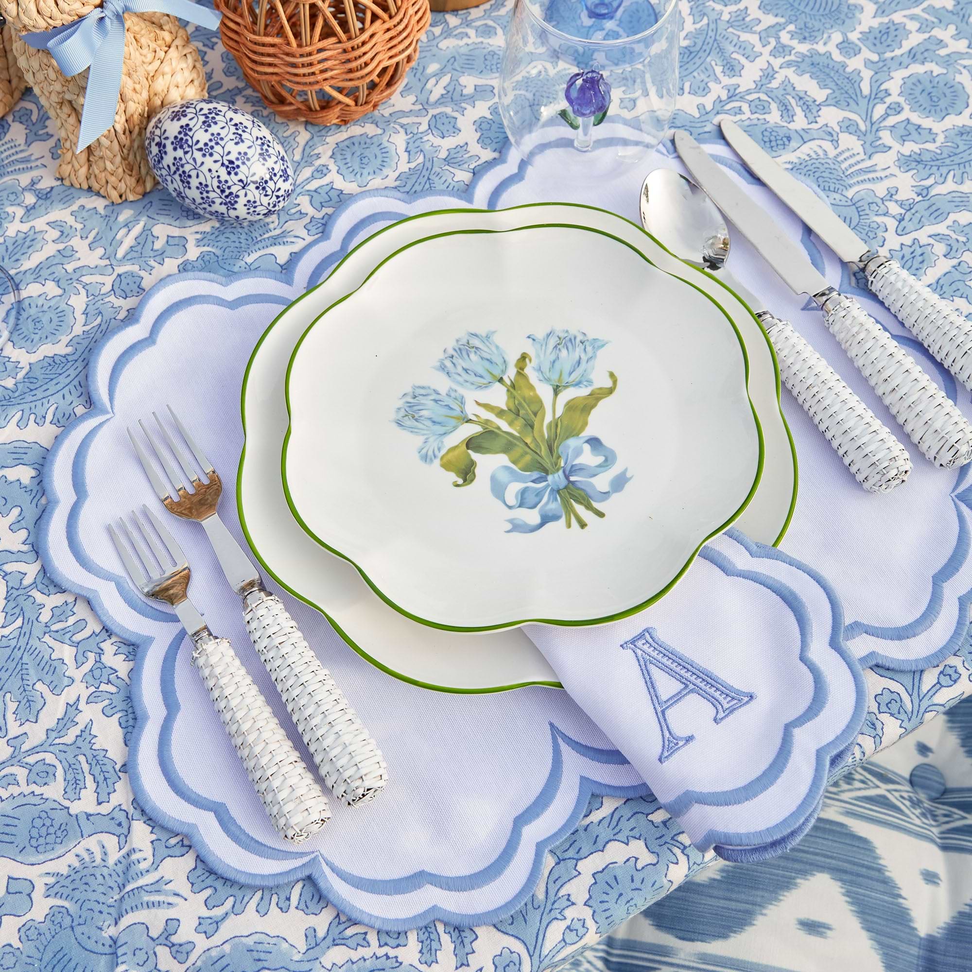 White Serena Placemats & Napkins (Set of 4)