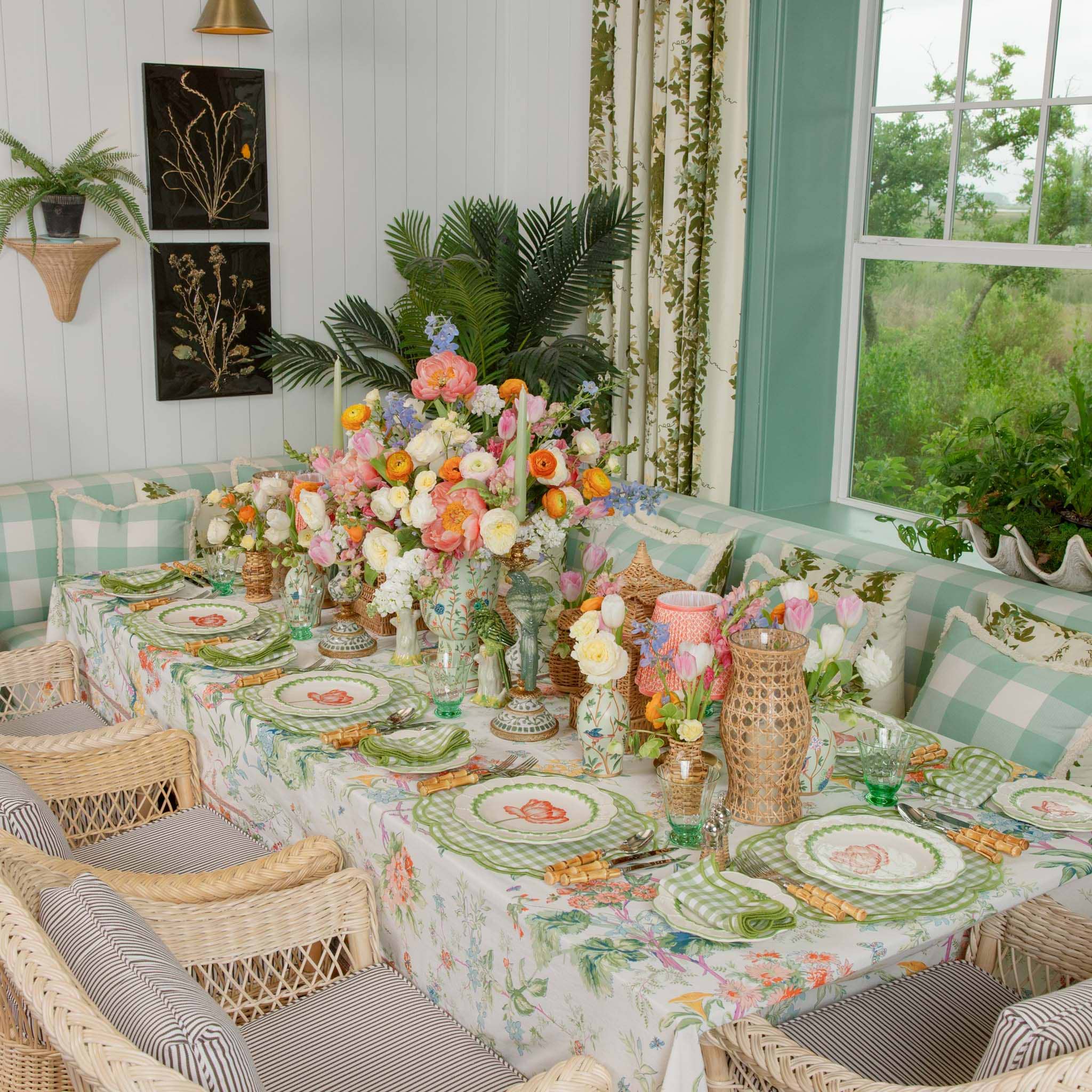 Green Laurel Tulip Starter Plate
