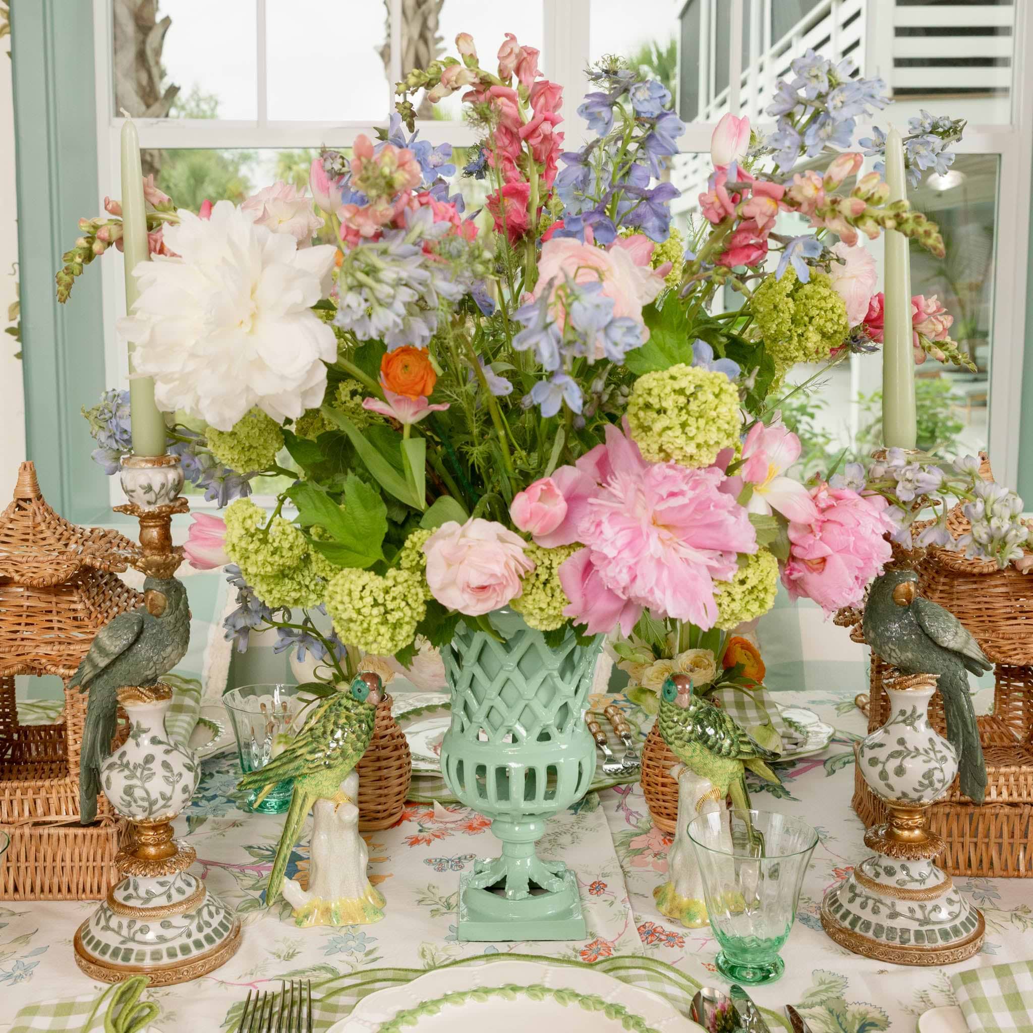 Soft Green Small Adelaide Lattice Urn