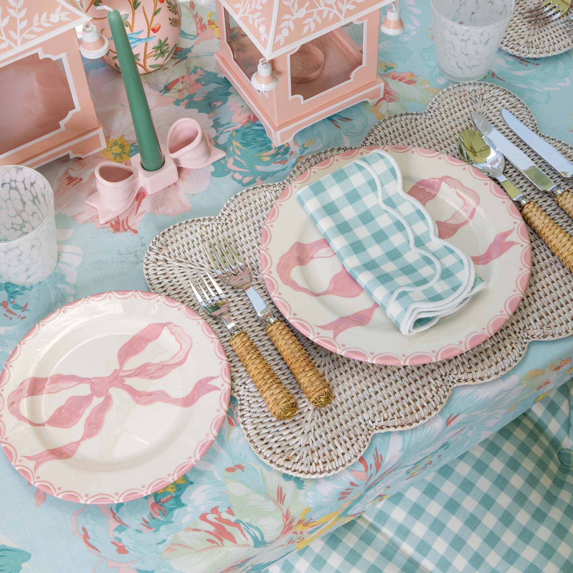 Marilyn Pink Bow Dinner Plates (Set of 4)