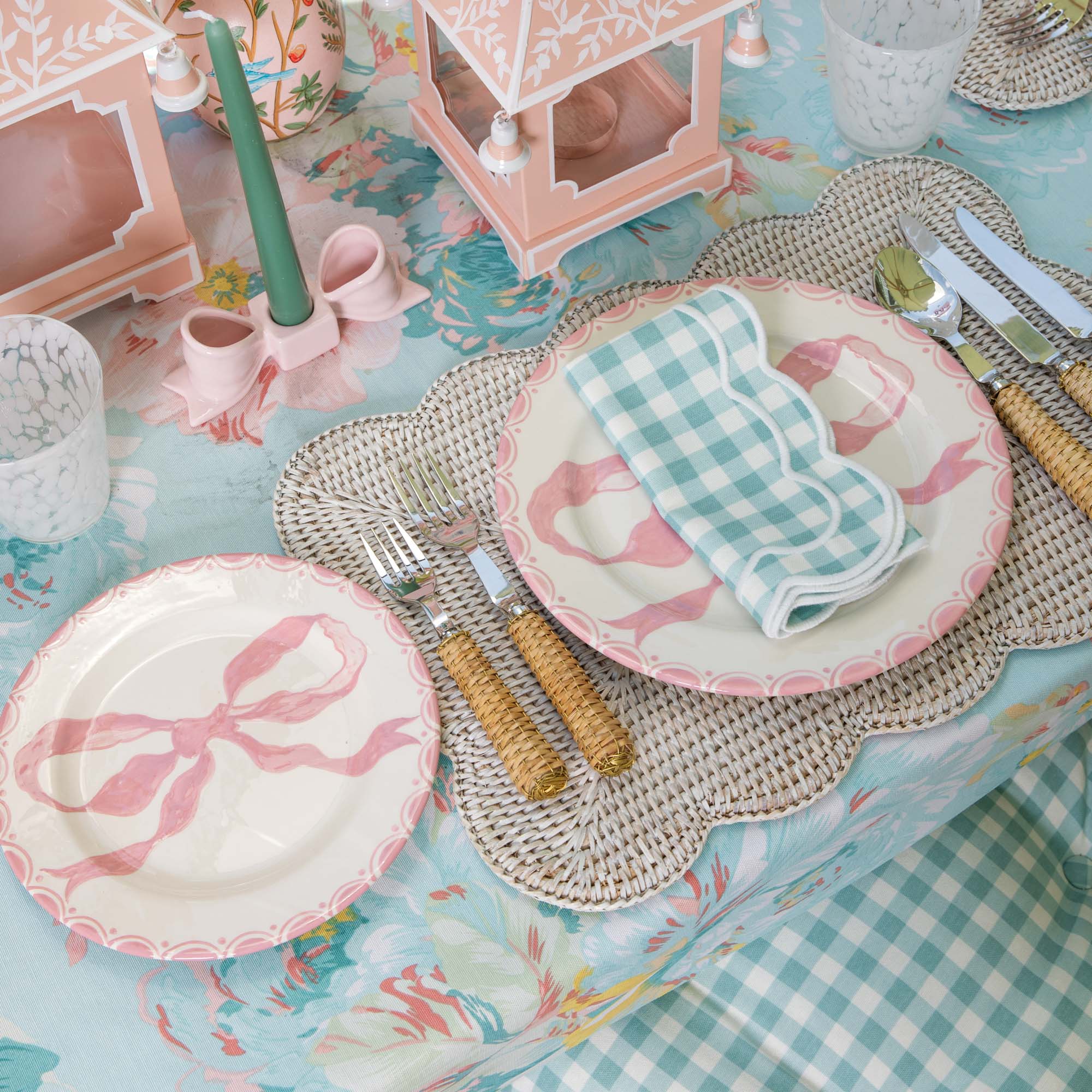 Marilyn Pink Bow Dinner Plates (Set of 4)