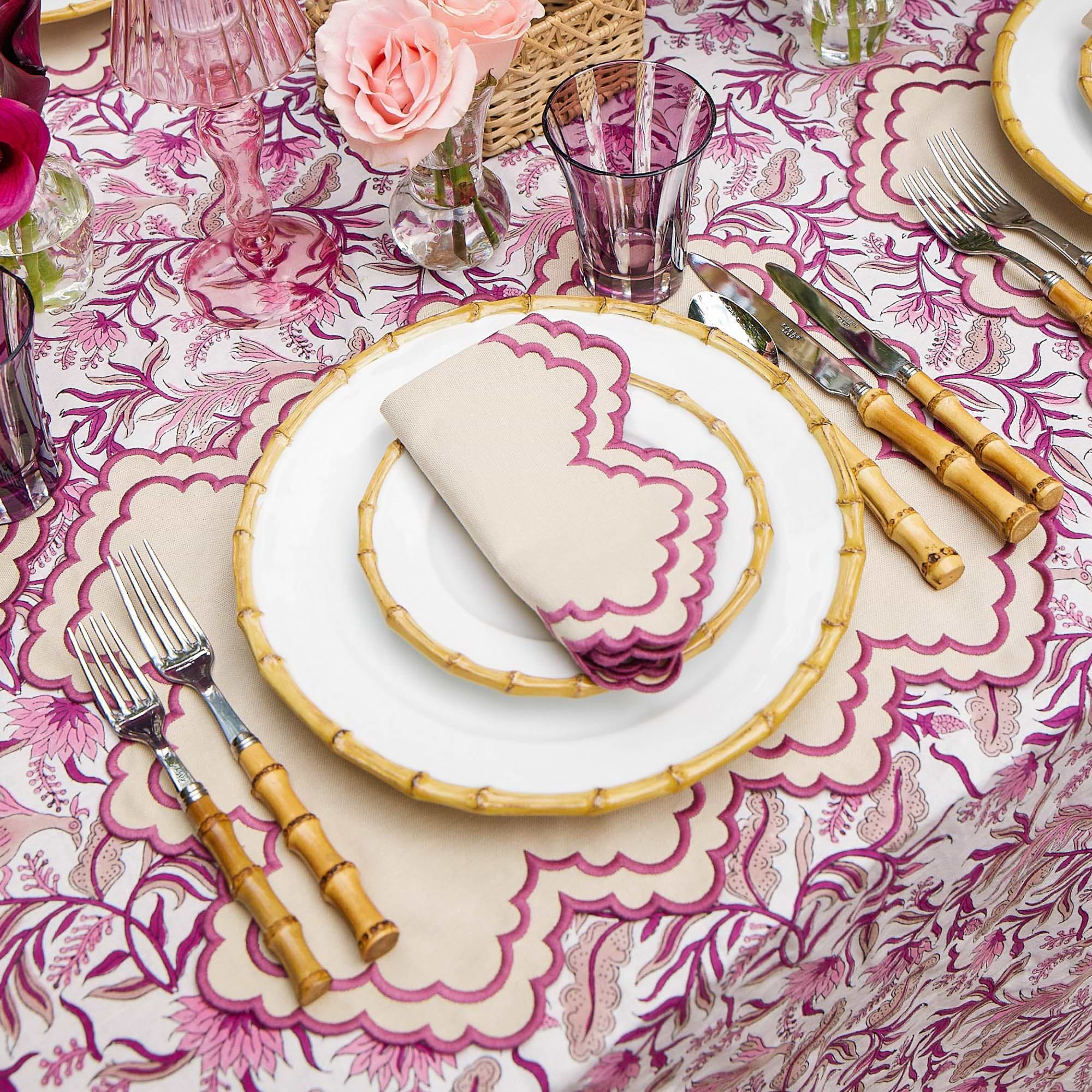 Sand Scarlett Napkins (Set of 4)