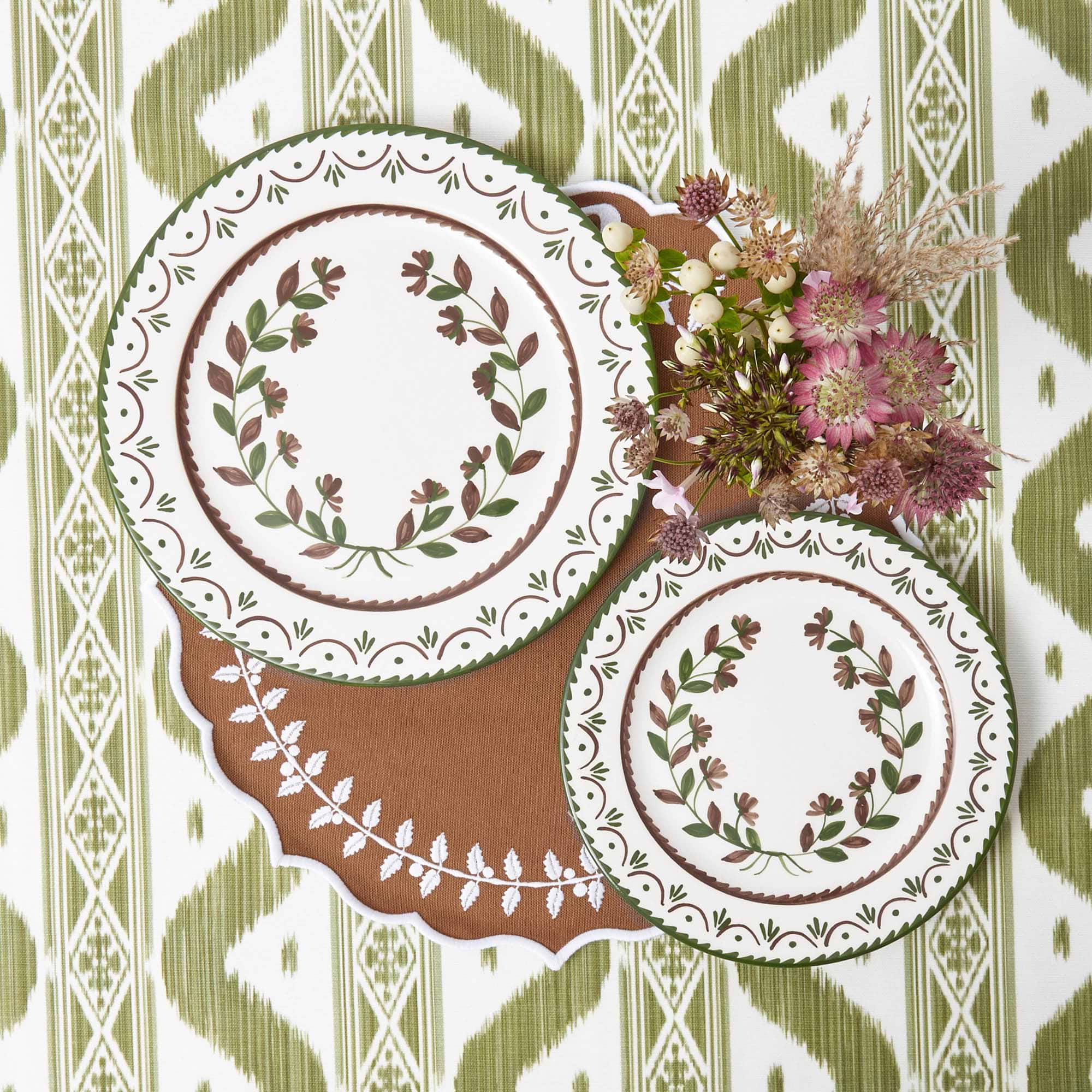 Chocolate Josephine Dinner Plate