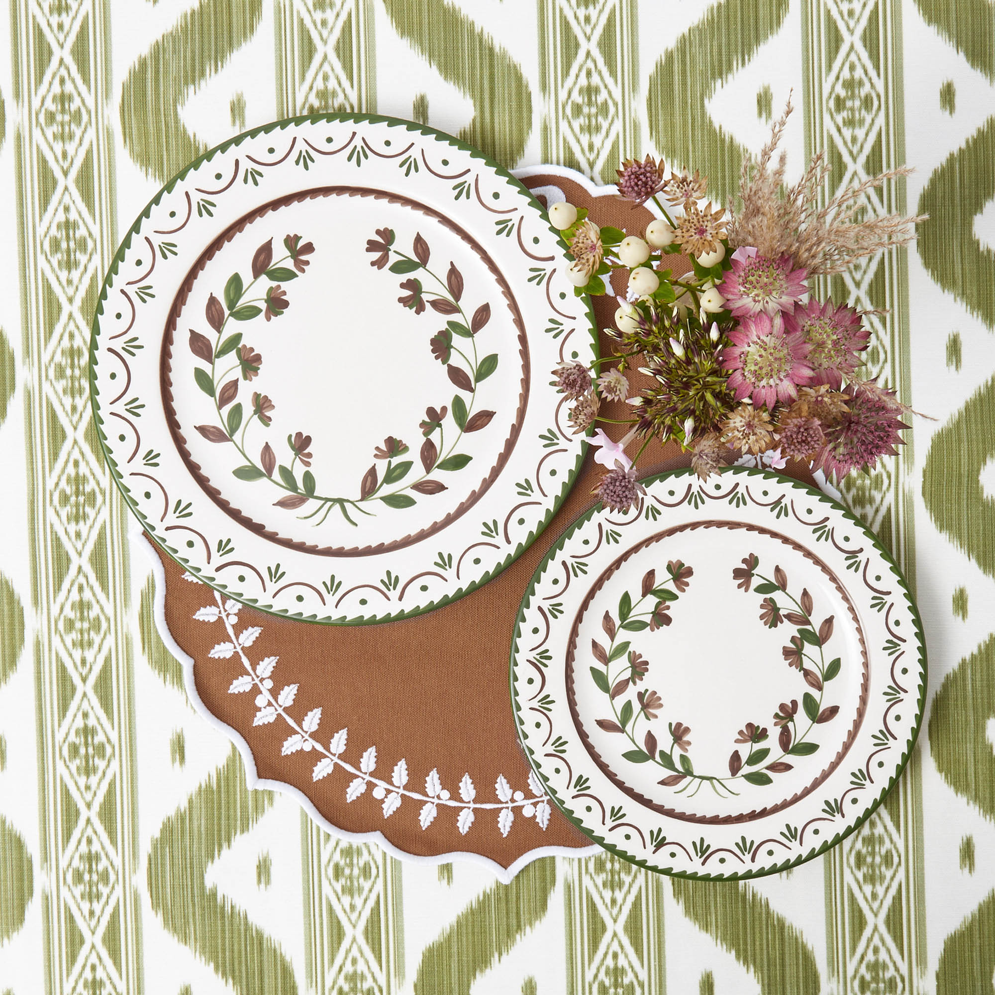 Chocolate Josephine Dinner Plate