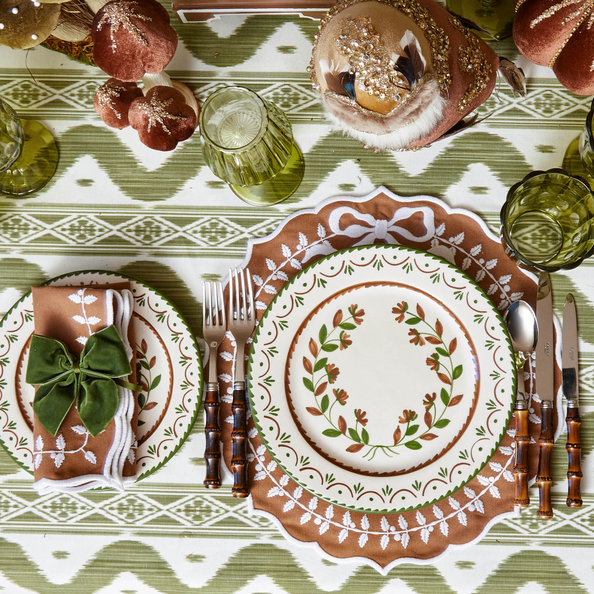 Chocolate Josephine Dinner Plate