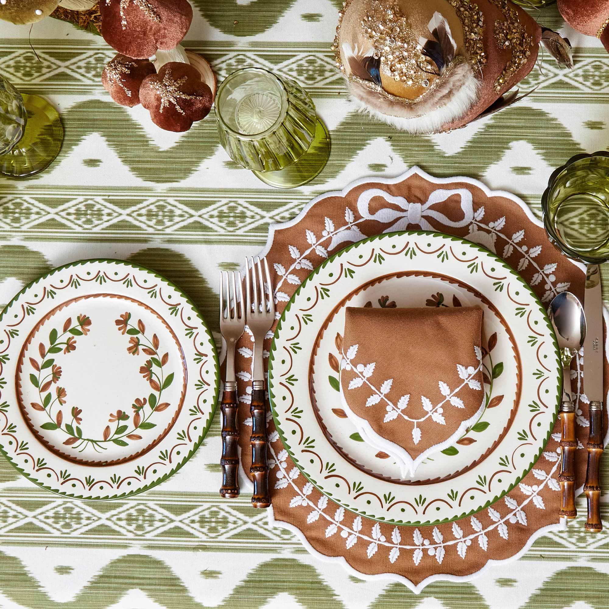 Chocolate Josephine Dinner Plate