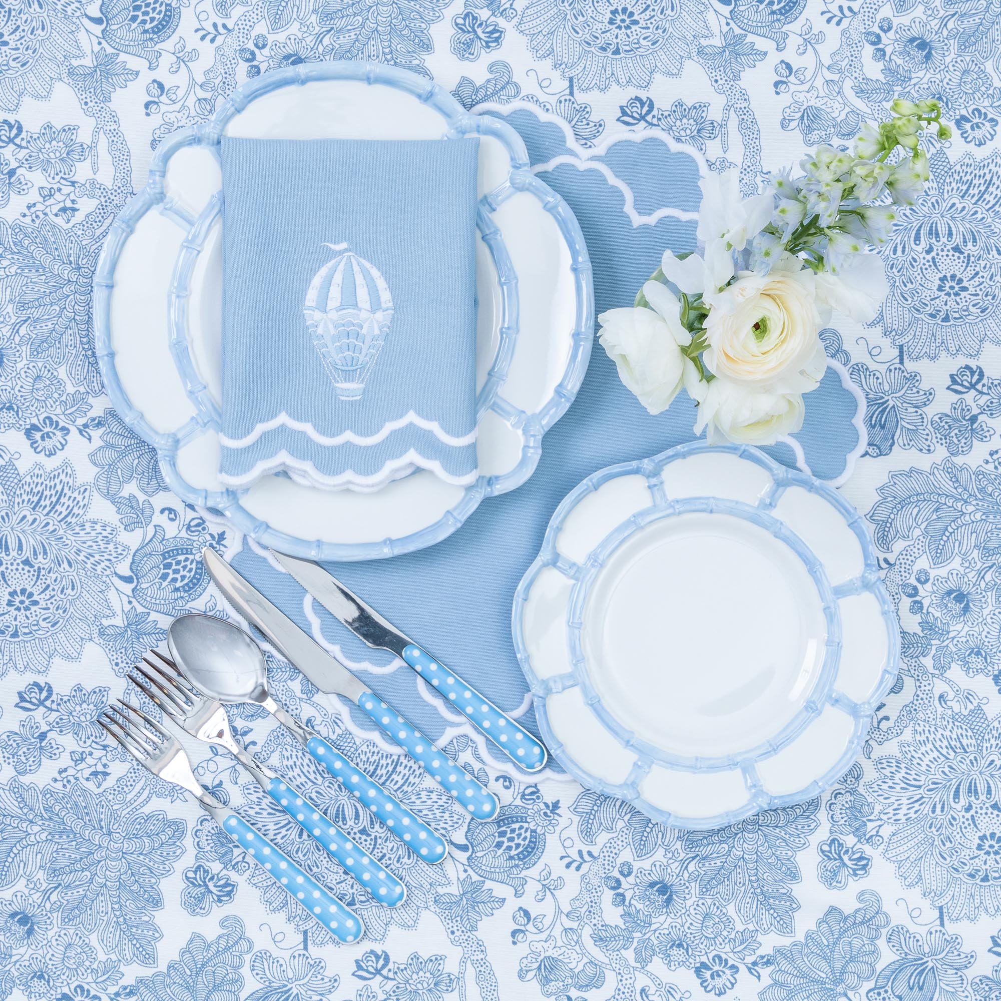 Nikki Hot Air Balloon Blue Napkins (Set of 4)