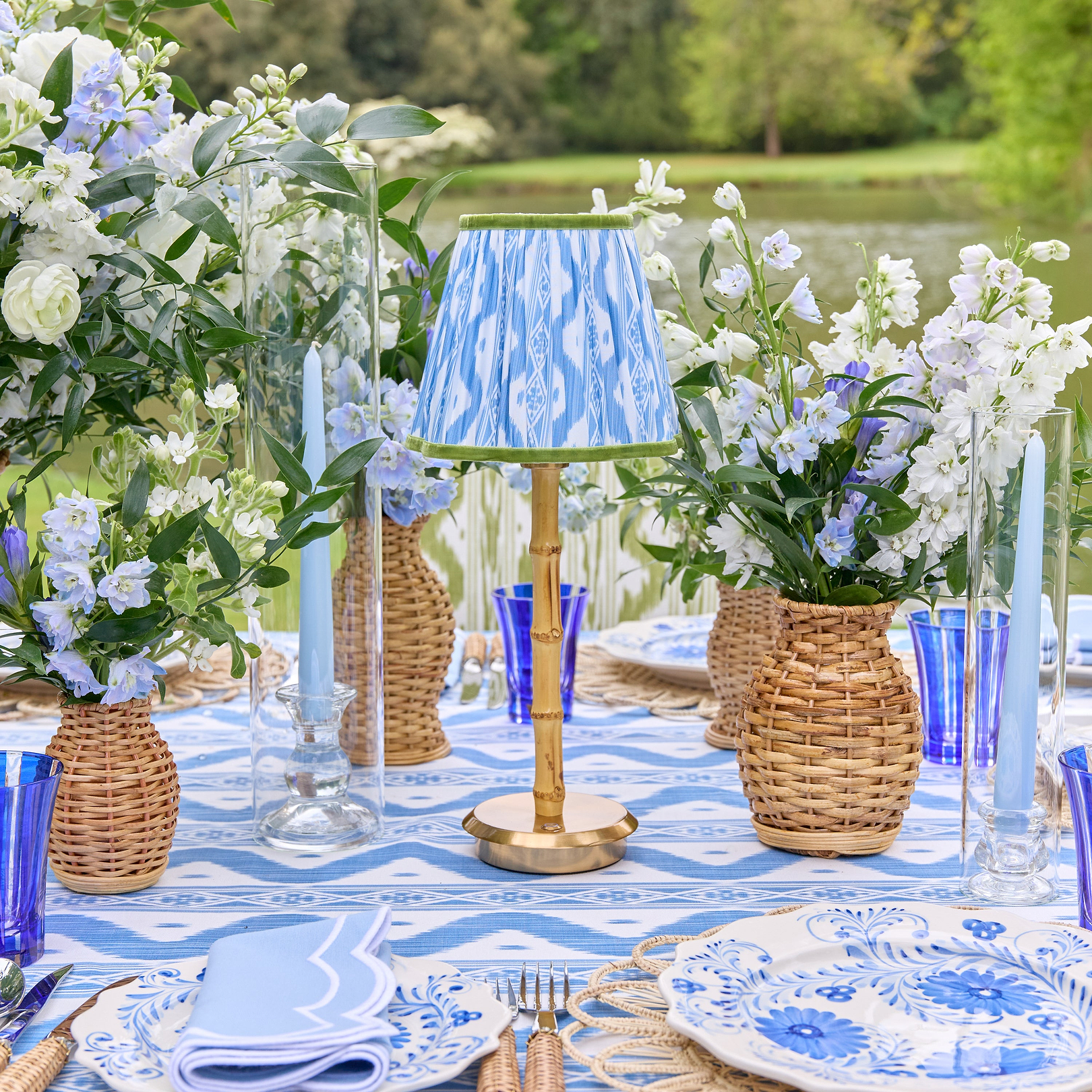 未使用品■SLAMP■リリベット■ペンダントランプ■クリスタル■ Bamboo Rechargeable Lamp with Blue & Green Ikat Shade (18cm)
