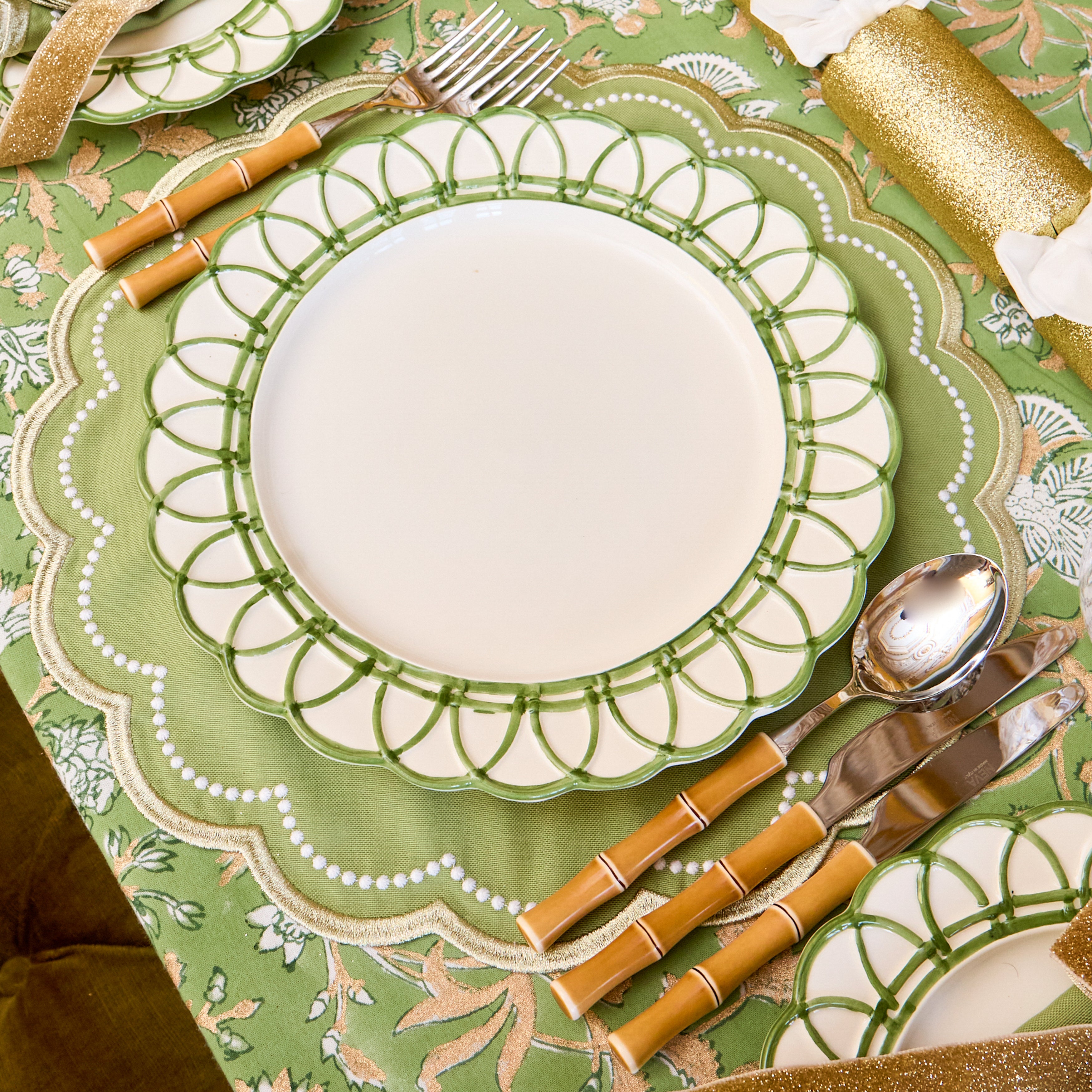 Green Stella Dinner Plate