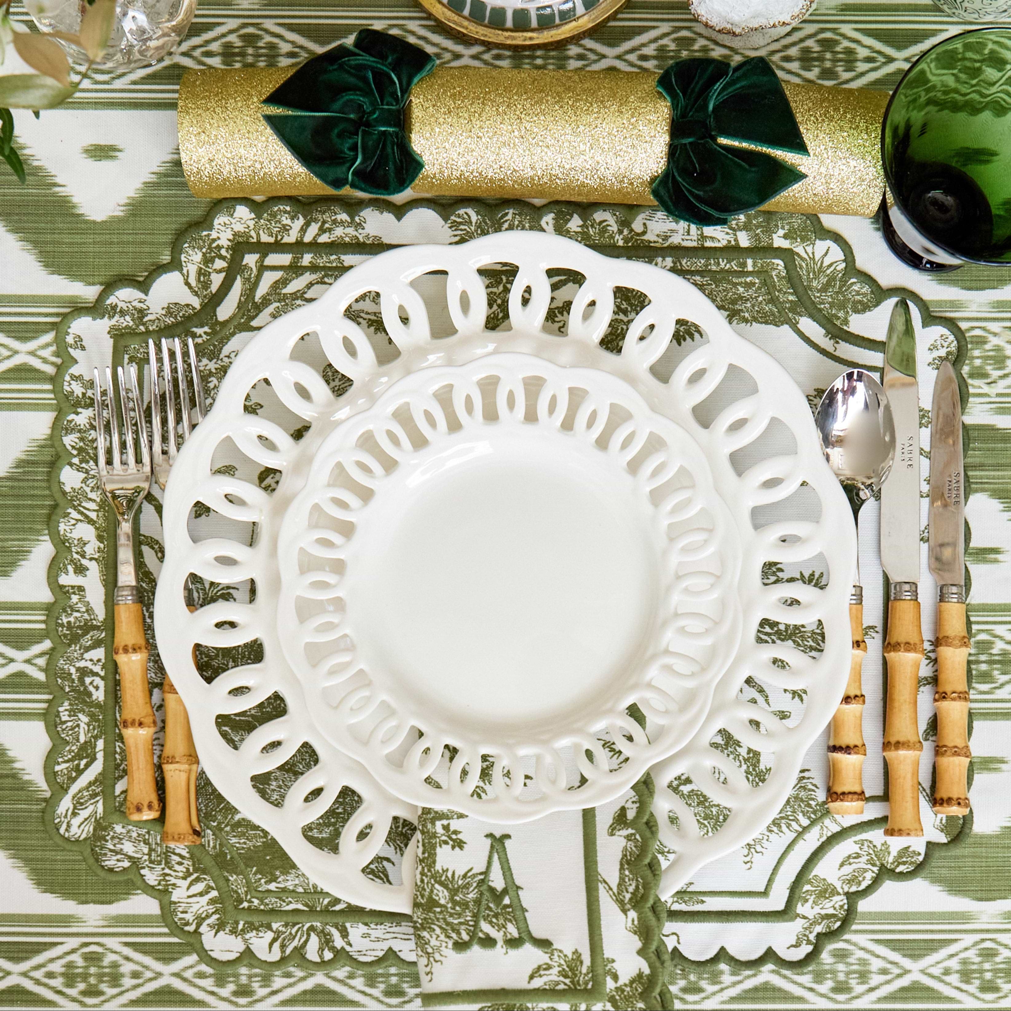 White Lace Starter Plate
