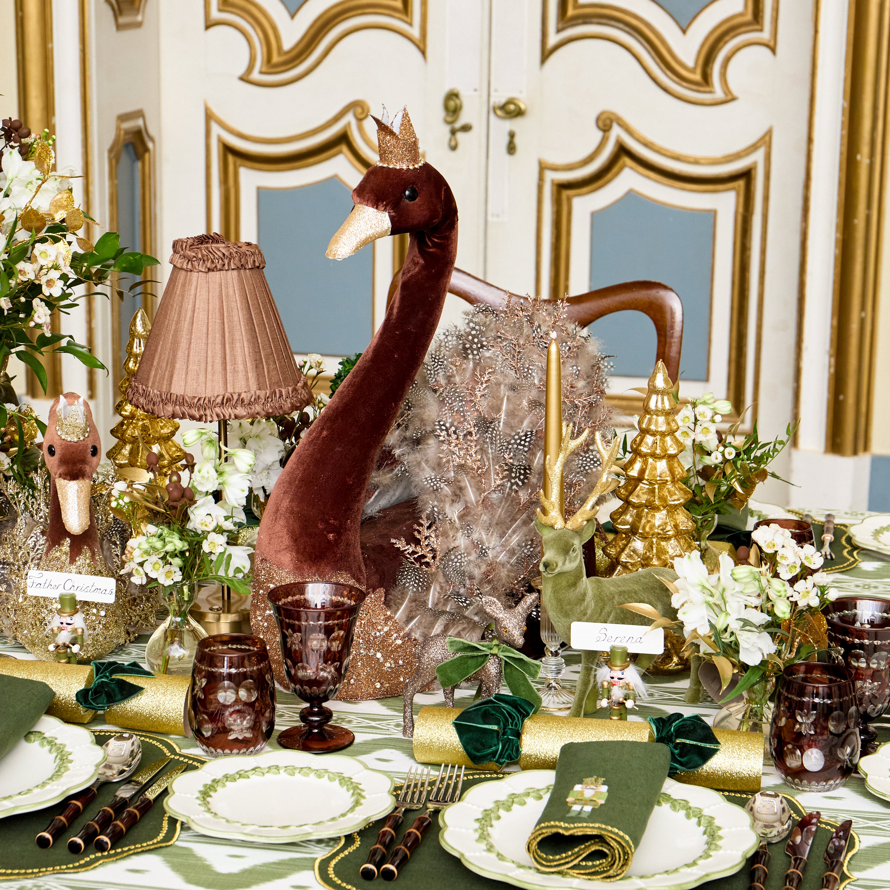 Large Chocolate Giselle Glitter Swan